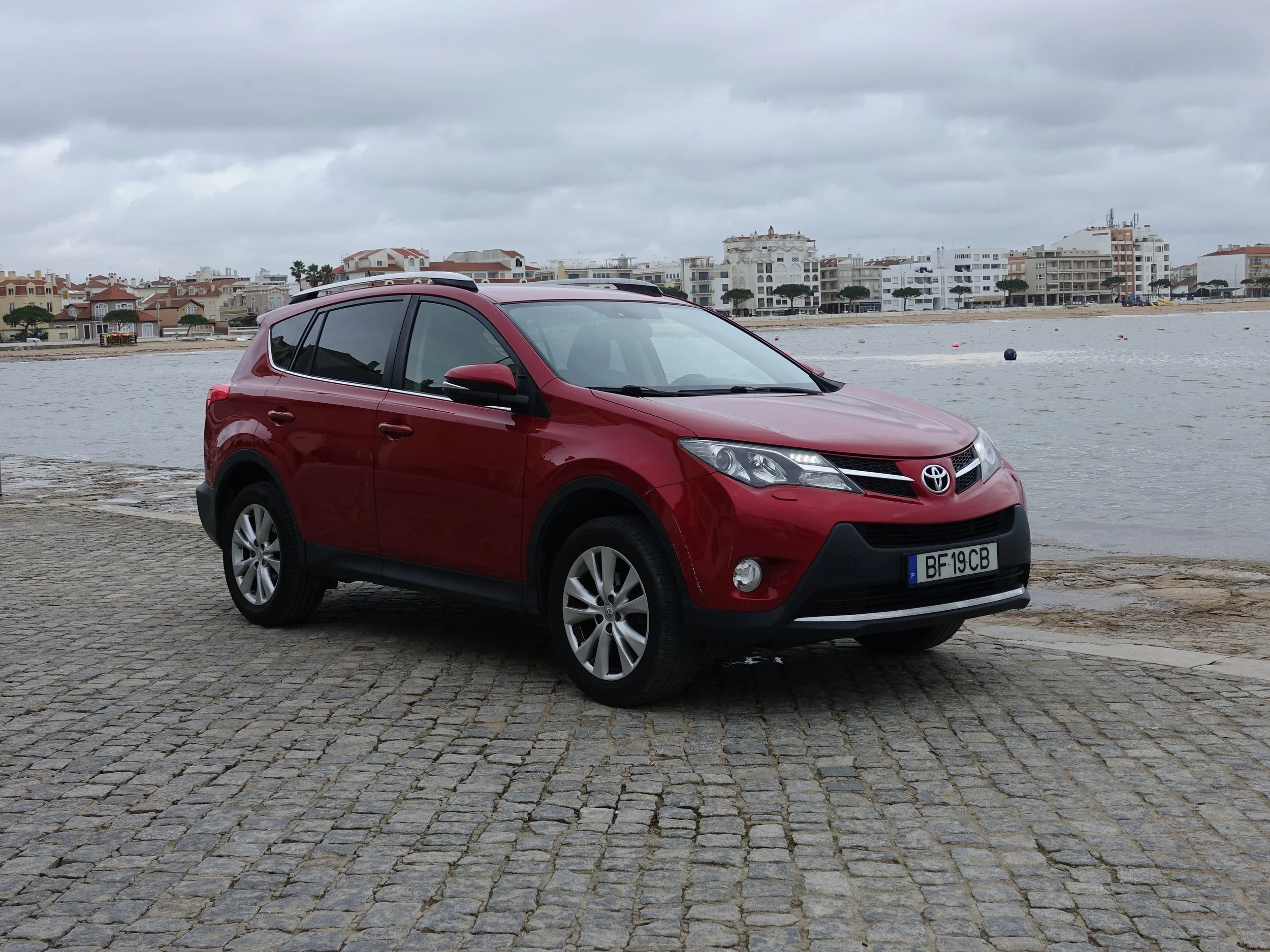 rav4 benzine 2013 2.JPG