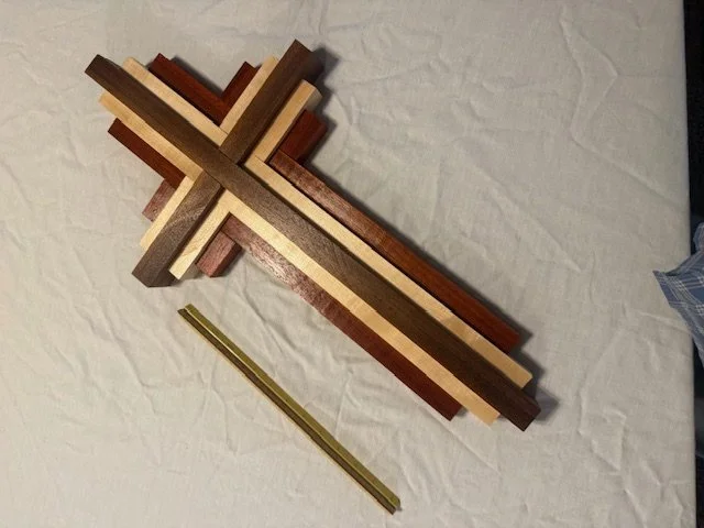 Medium Cross 201