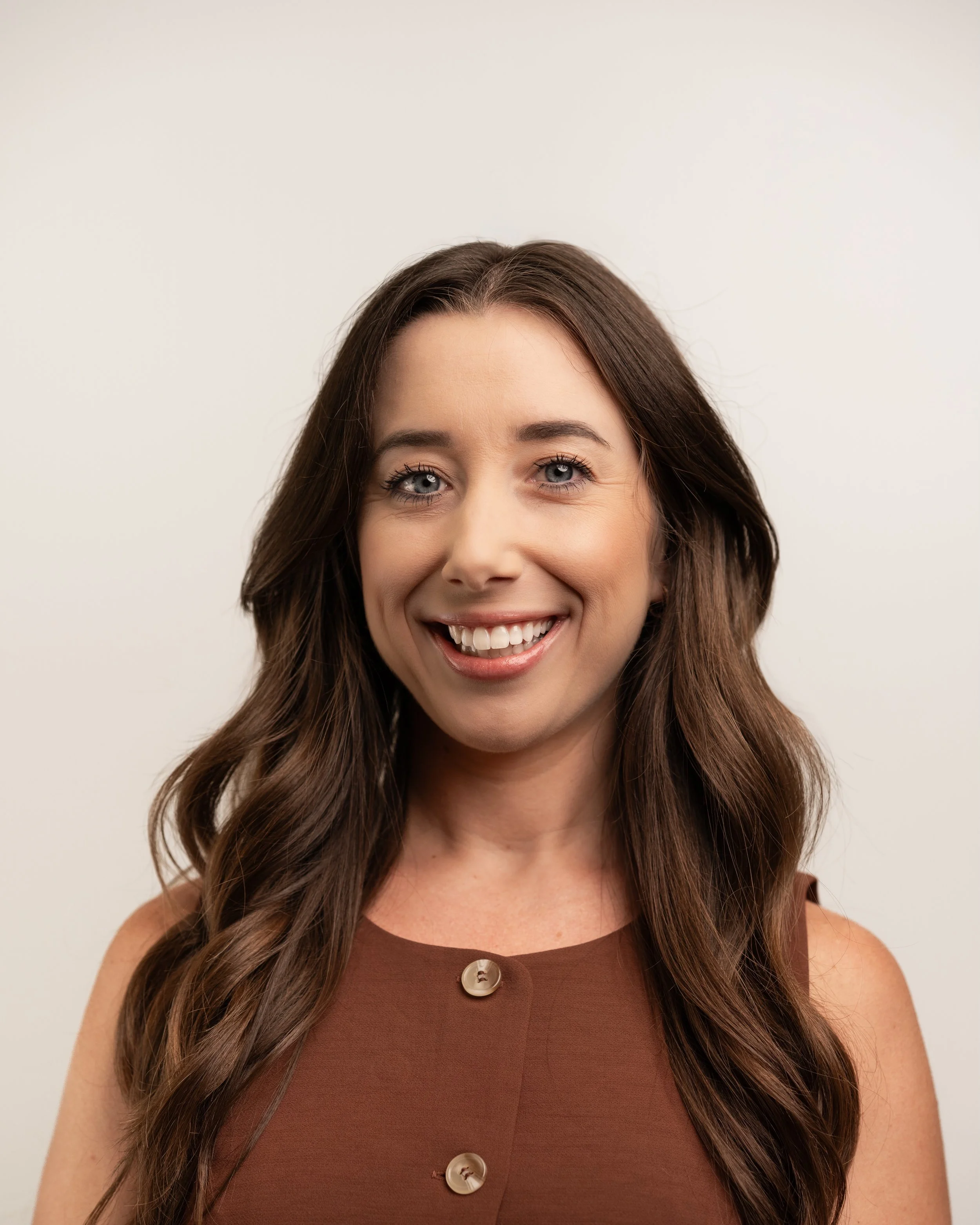 Therapist helping client reframe negative thoughts using CBT