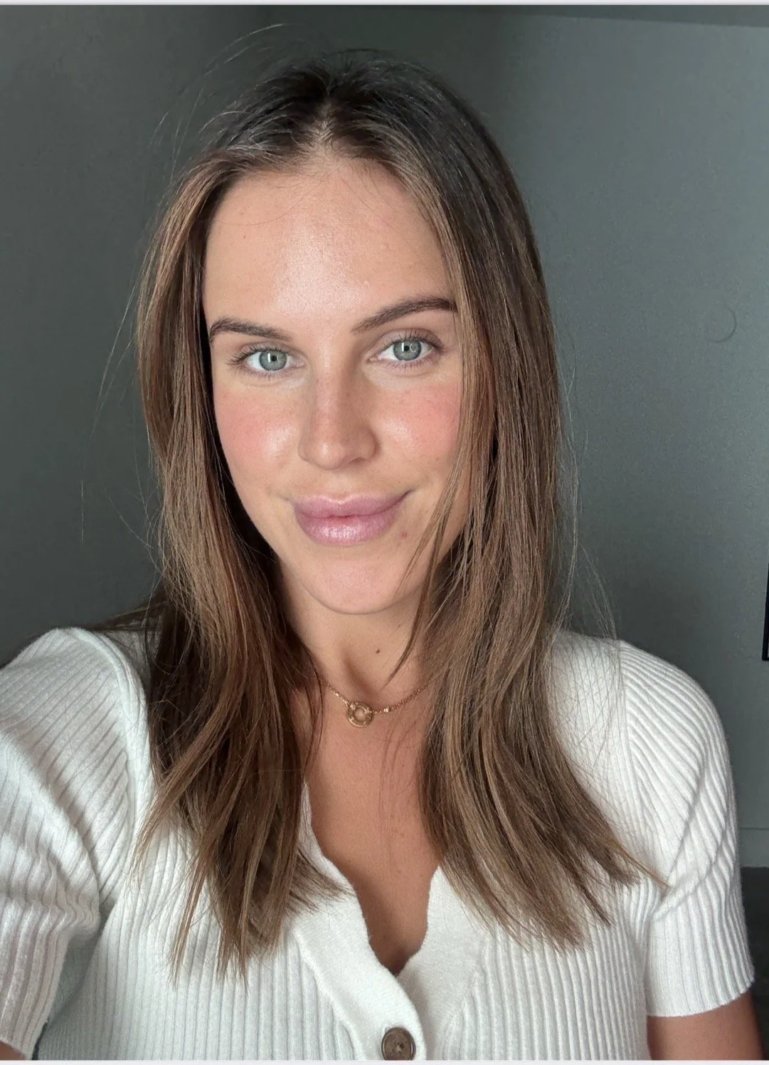 Therapist helping client reframe negative thoughts using CBT