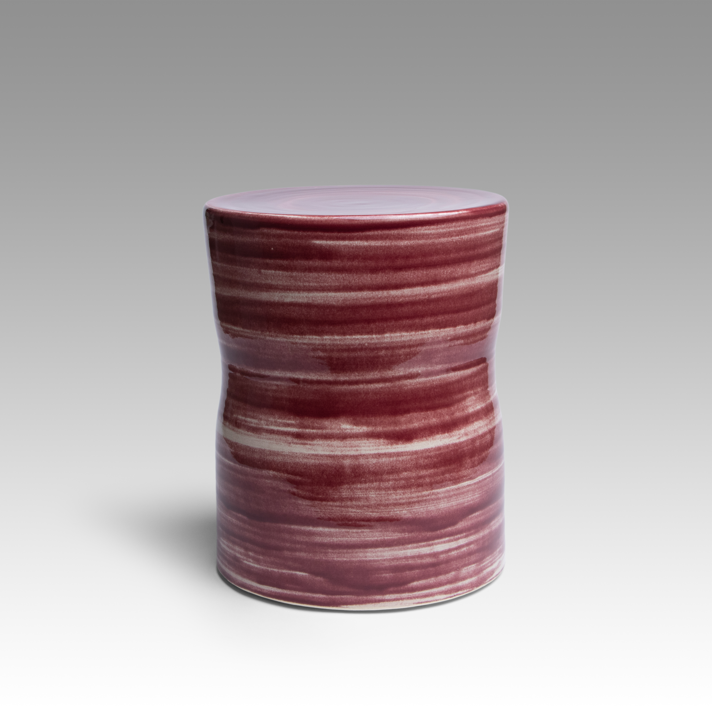 Grenat, 2025, grès émaillé, 37 cm x 29 cm