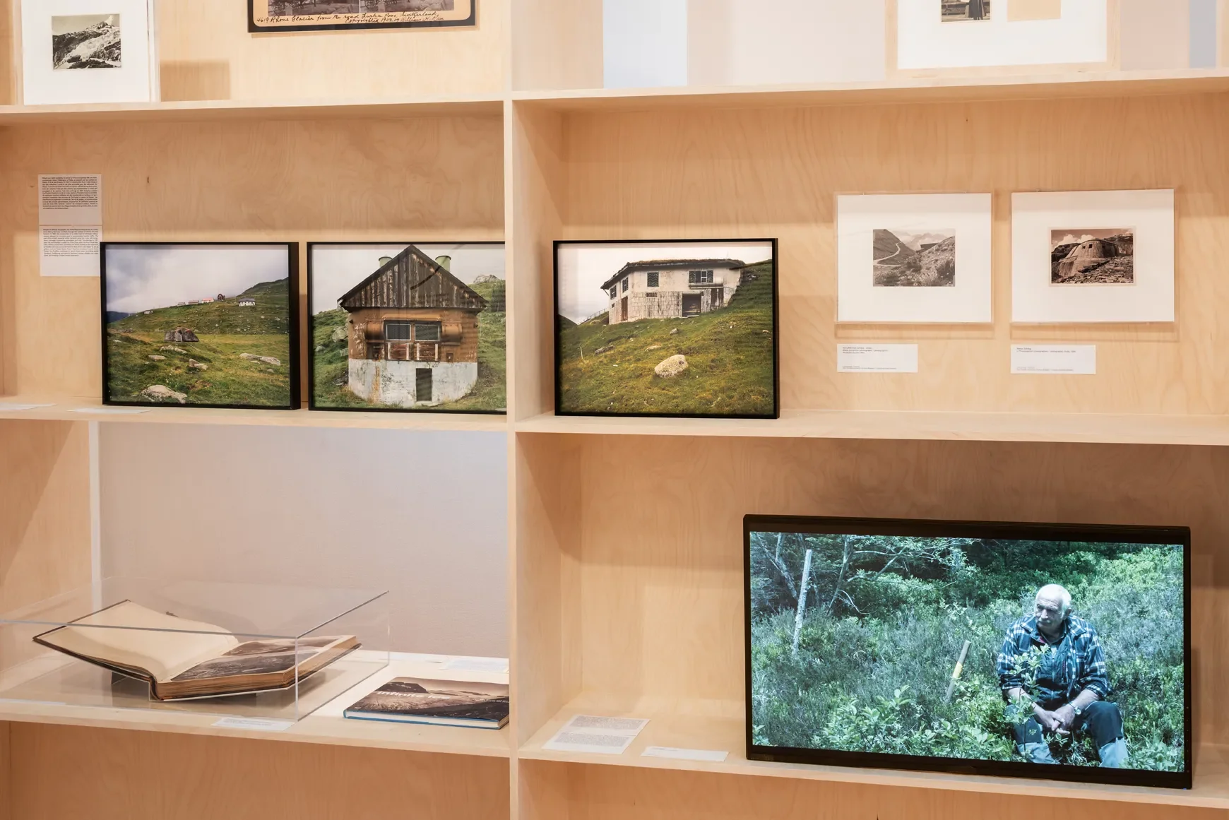 ‘Oscillating Spaces’ Exhibition Review: In ArtForum