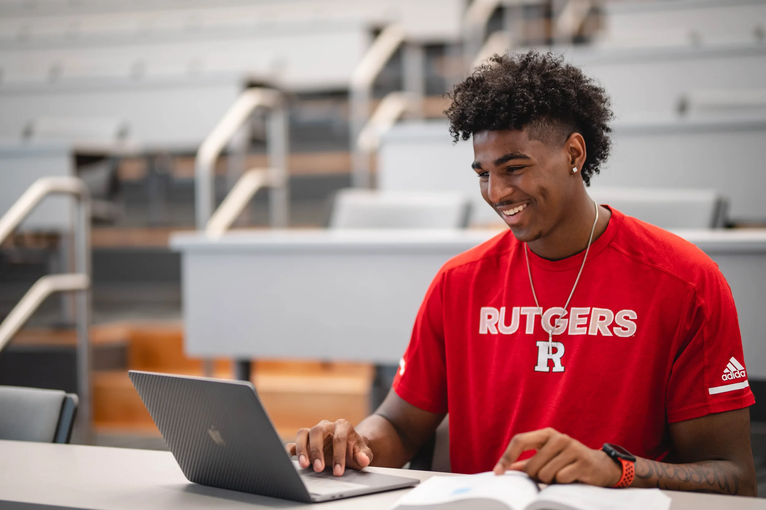 Activating Athletics Fundraising Engagement Through Thankview Video Campaigns (80% Open Rate)