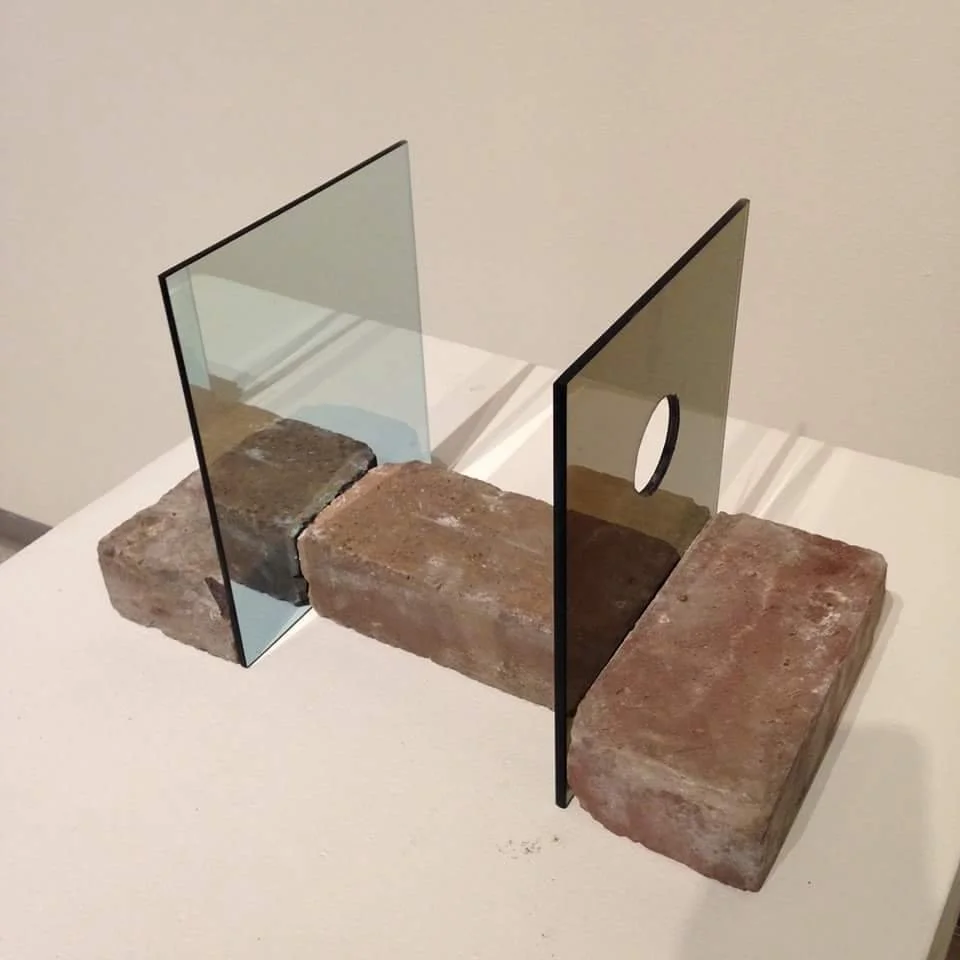 In finitude, 10"x10"x20"
Brick and mirror tile
2014