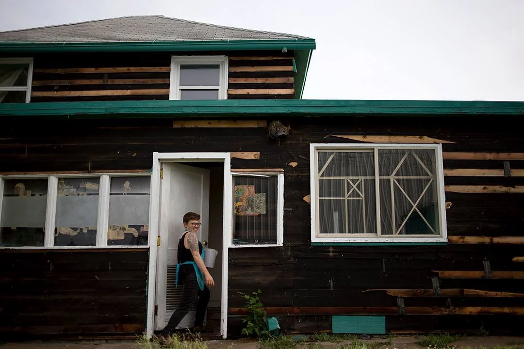 Cell + World, Installation