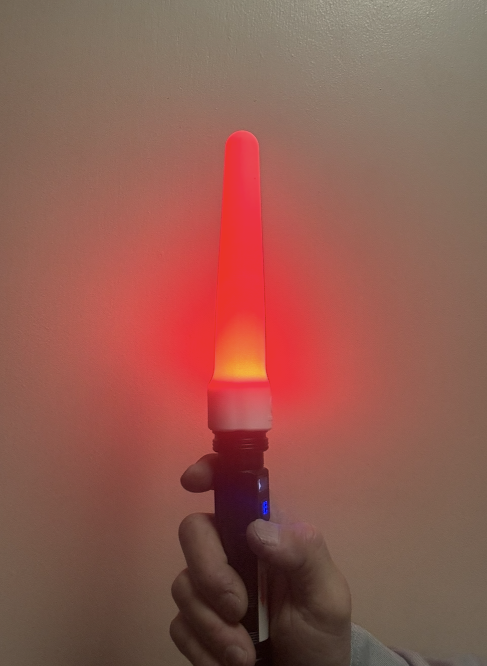 NITE WAND RED.png