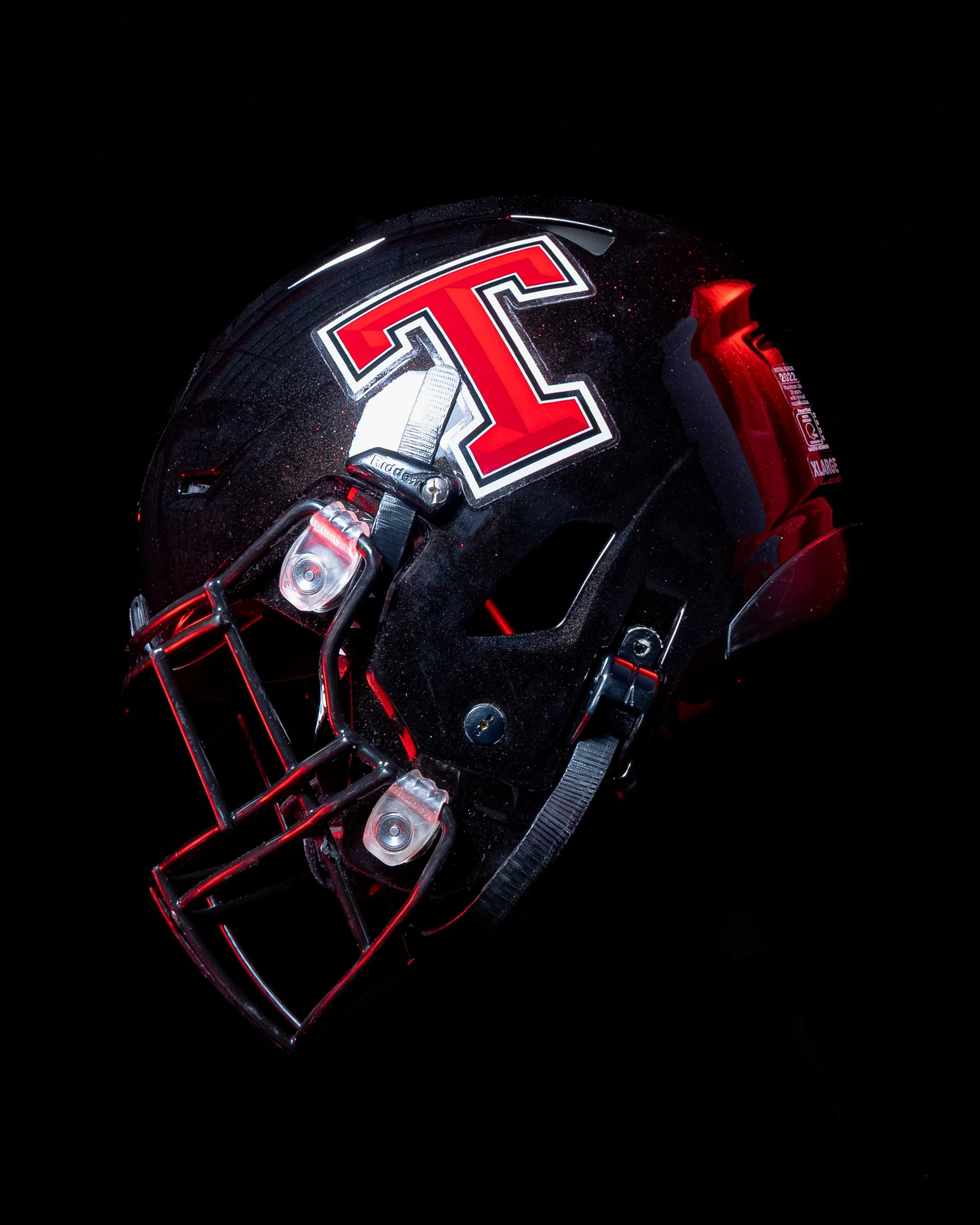 Black helmet.jpg