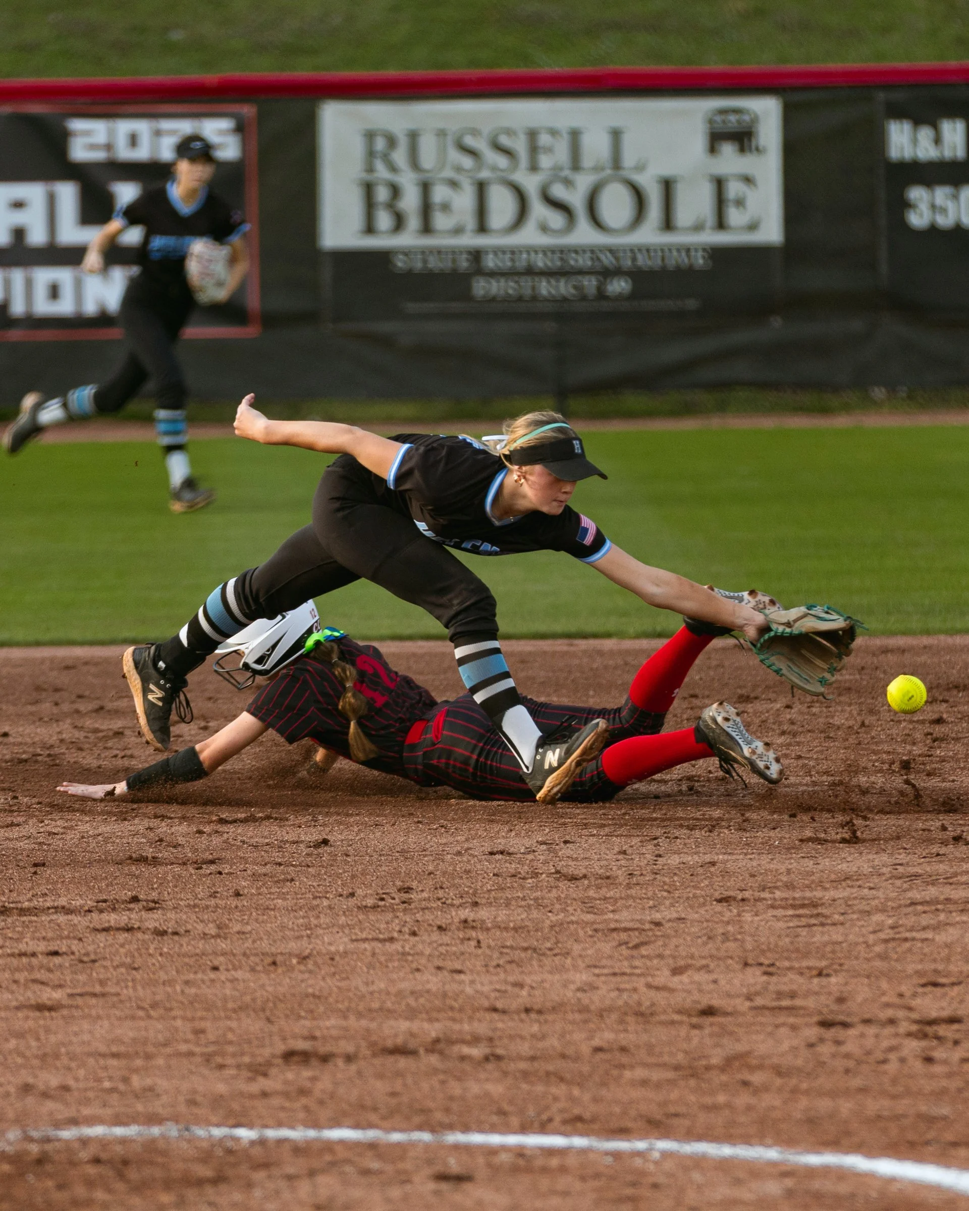 softball vs helena-17.jpg