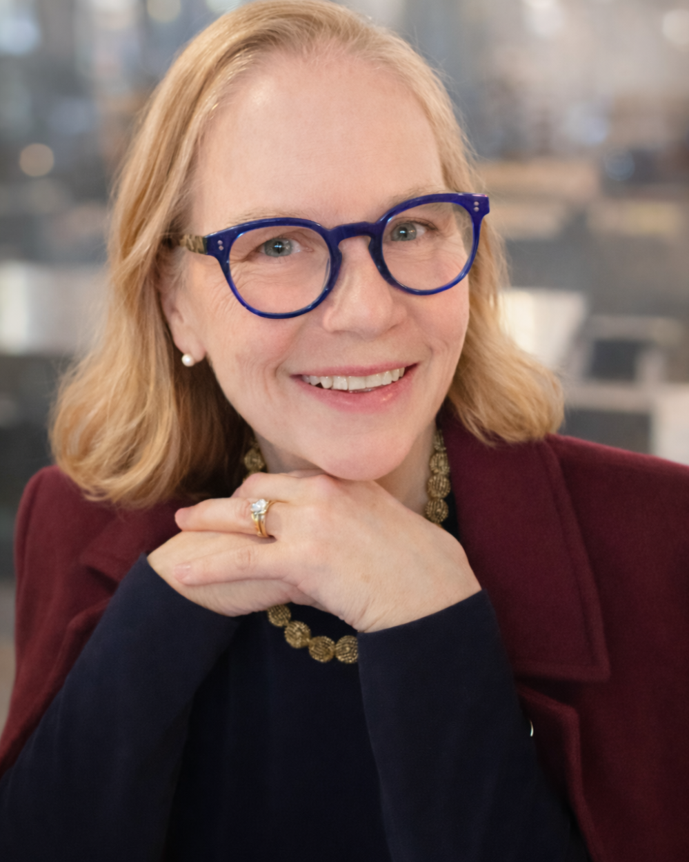 Headshot of Dr. Jean Cairns MD