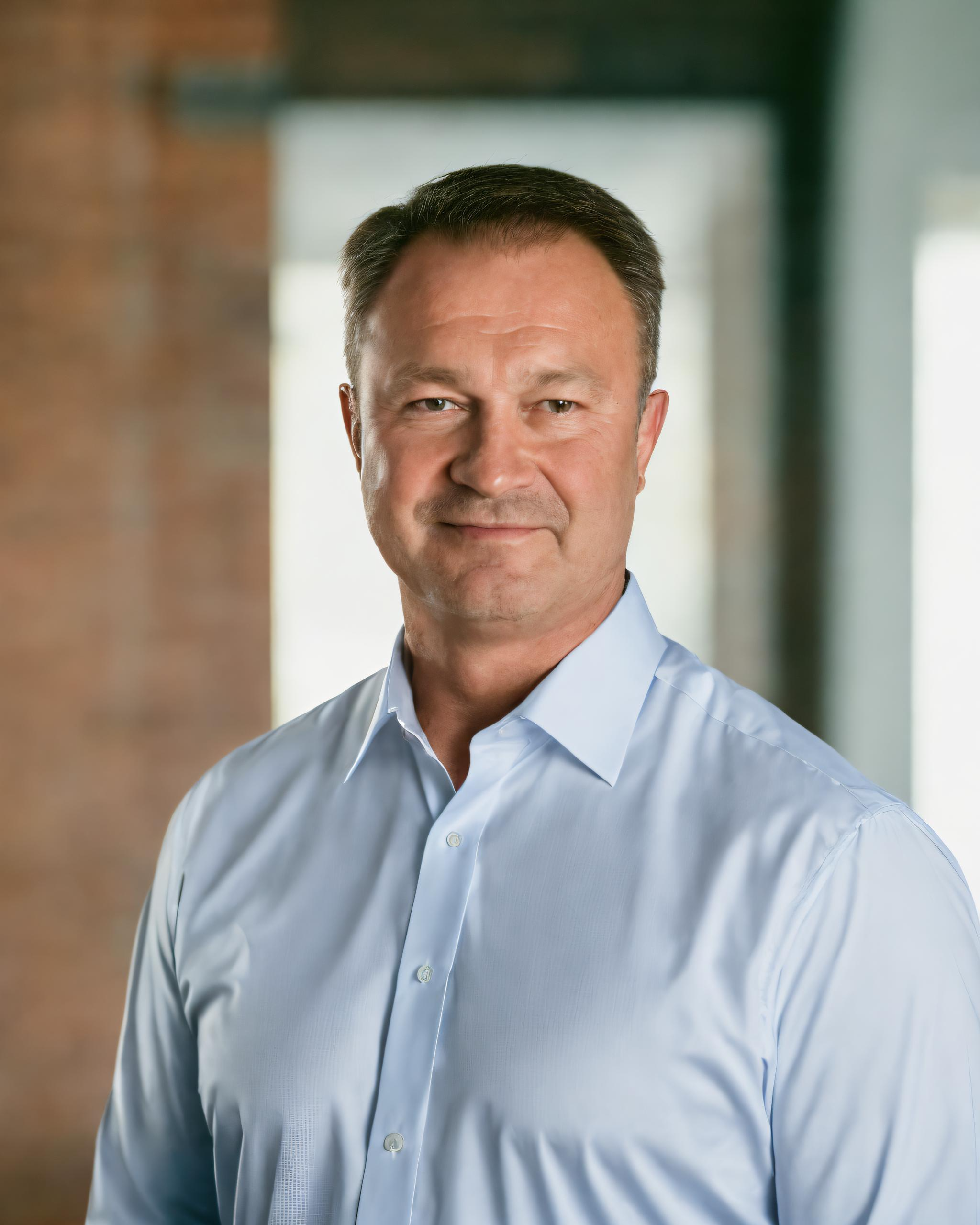 Deon Botes, Founder of Minslow Partners