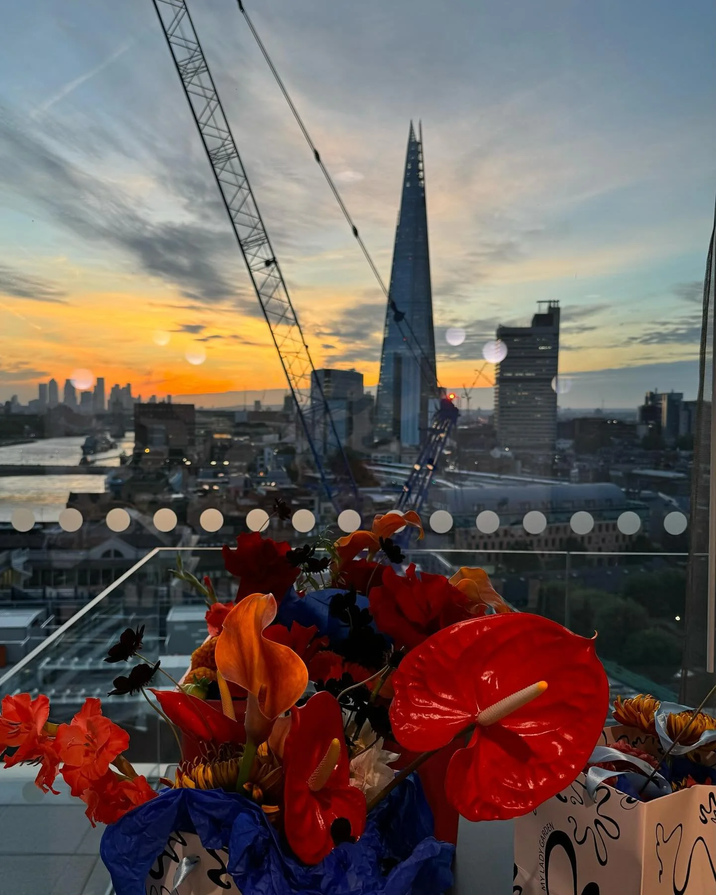 Floral Courier ❤️&rsquo;s #exploringlondon