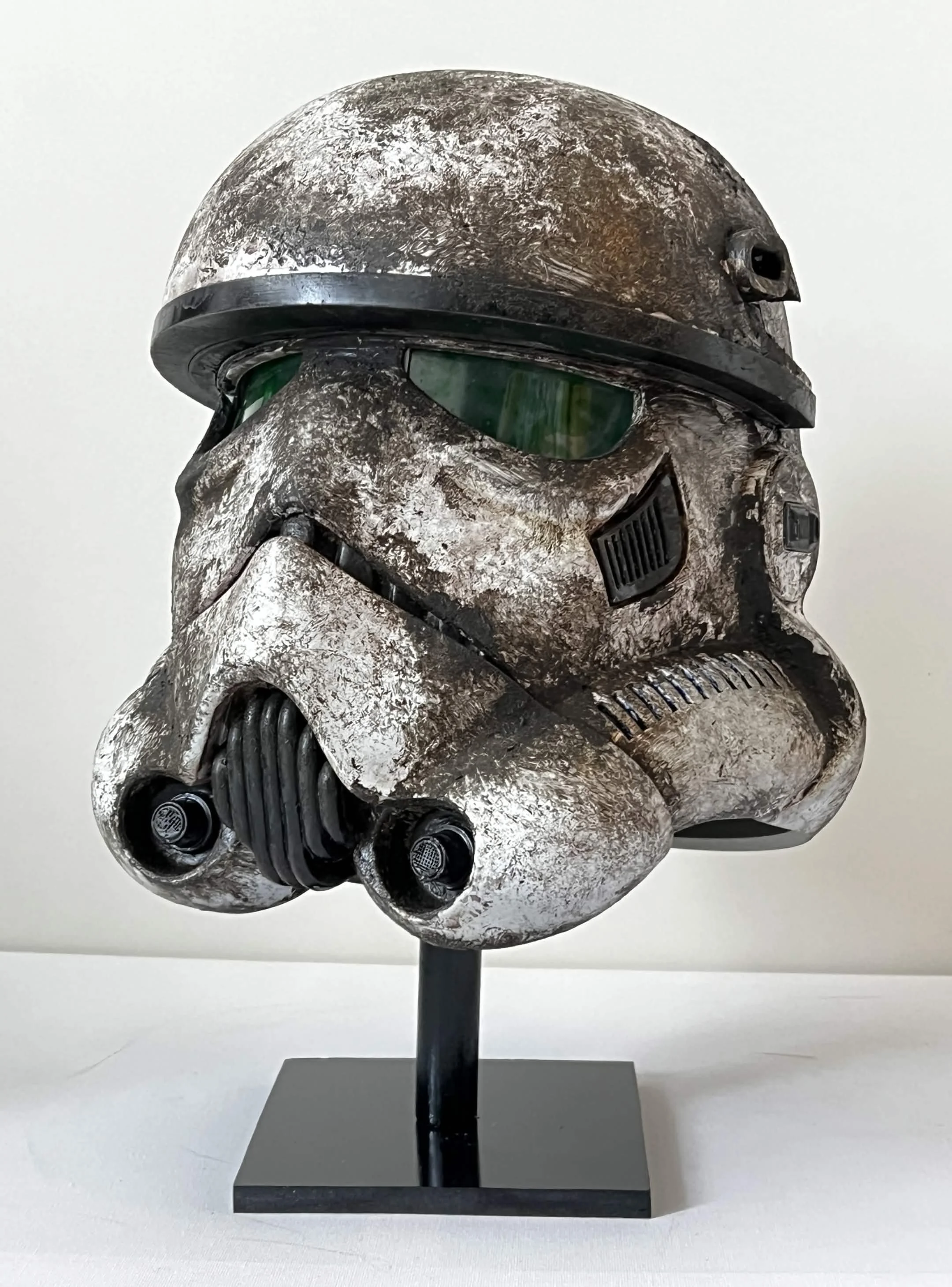 3D Printed Stormtrooper helmet (Mix of filament and resin printing)
With a heavy weathered/muddy paintjob