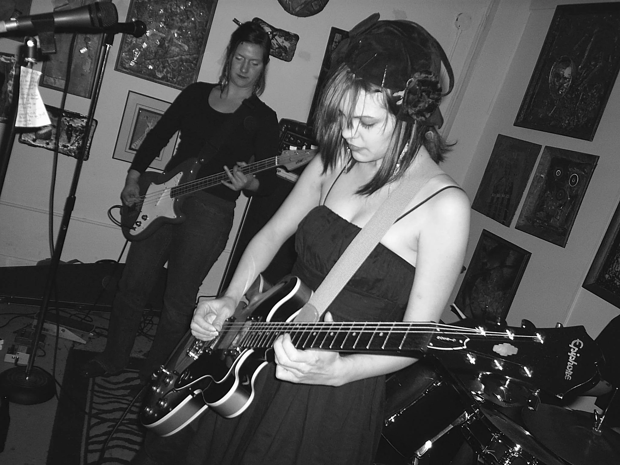 Jekarte at Inside/Outside Gallery April 2006, Cleveland, Ohio