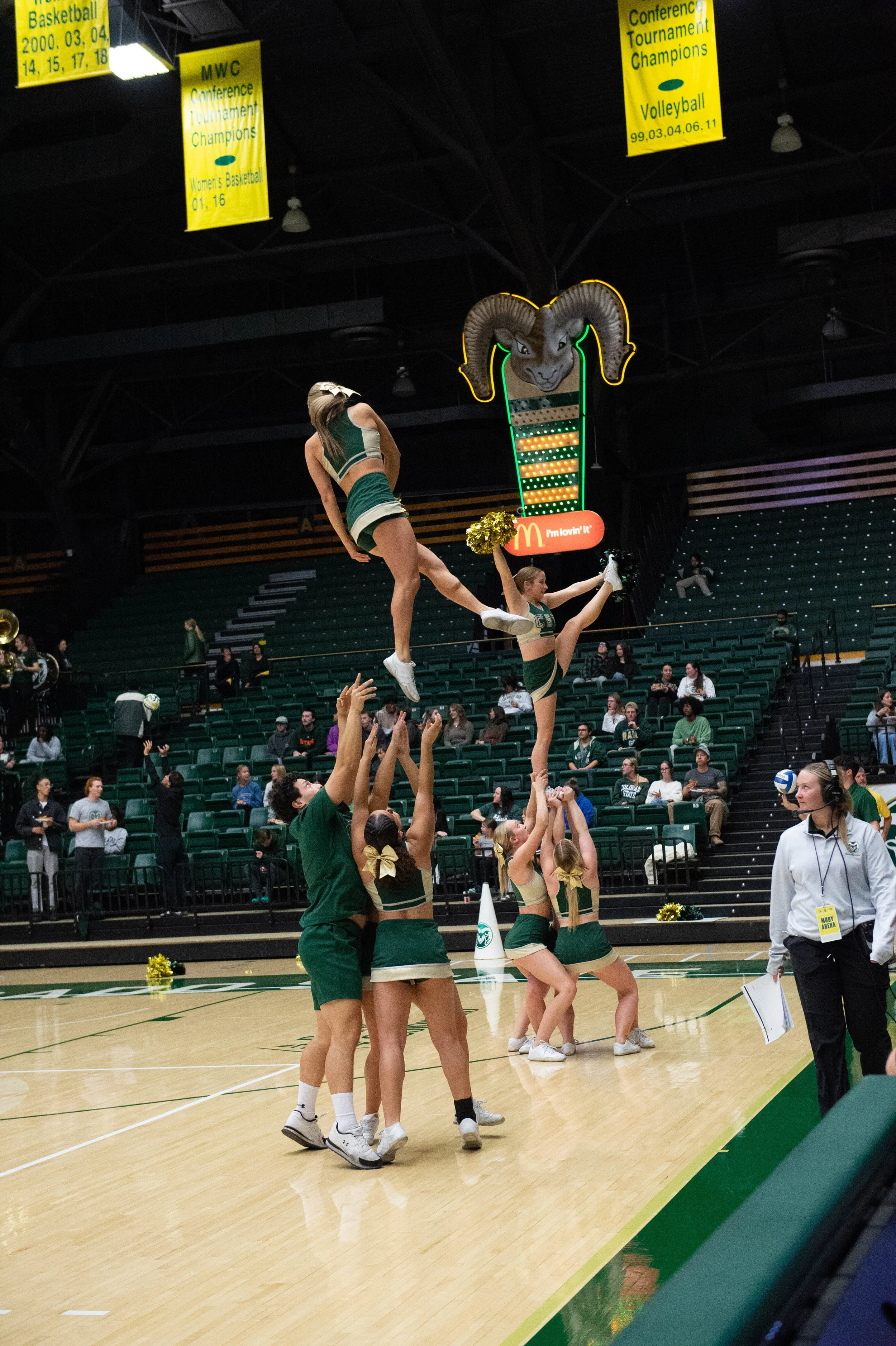 colorado-state-university-volleyball_54156433731_o.jpg