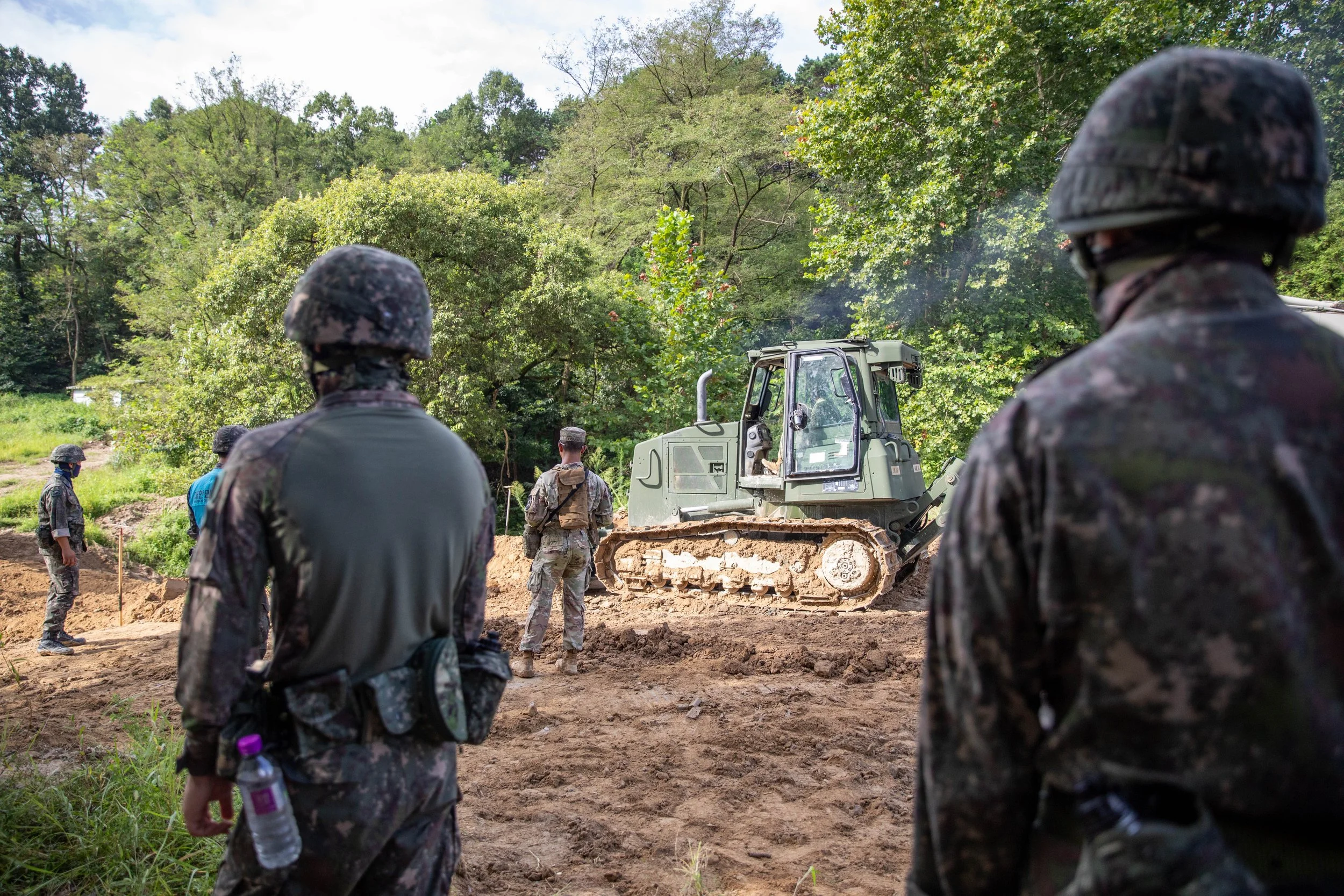U.S. Army Soldiers with the 11th Engineer Battalion, 2nd Infantry Division, and Republic of Korea Army soldiers with the 2nd Operations Command prepare to construct a forward arming and refueling point in Daejeon, South Korea, Aug. 22, 2024. The FARP