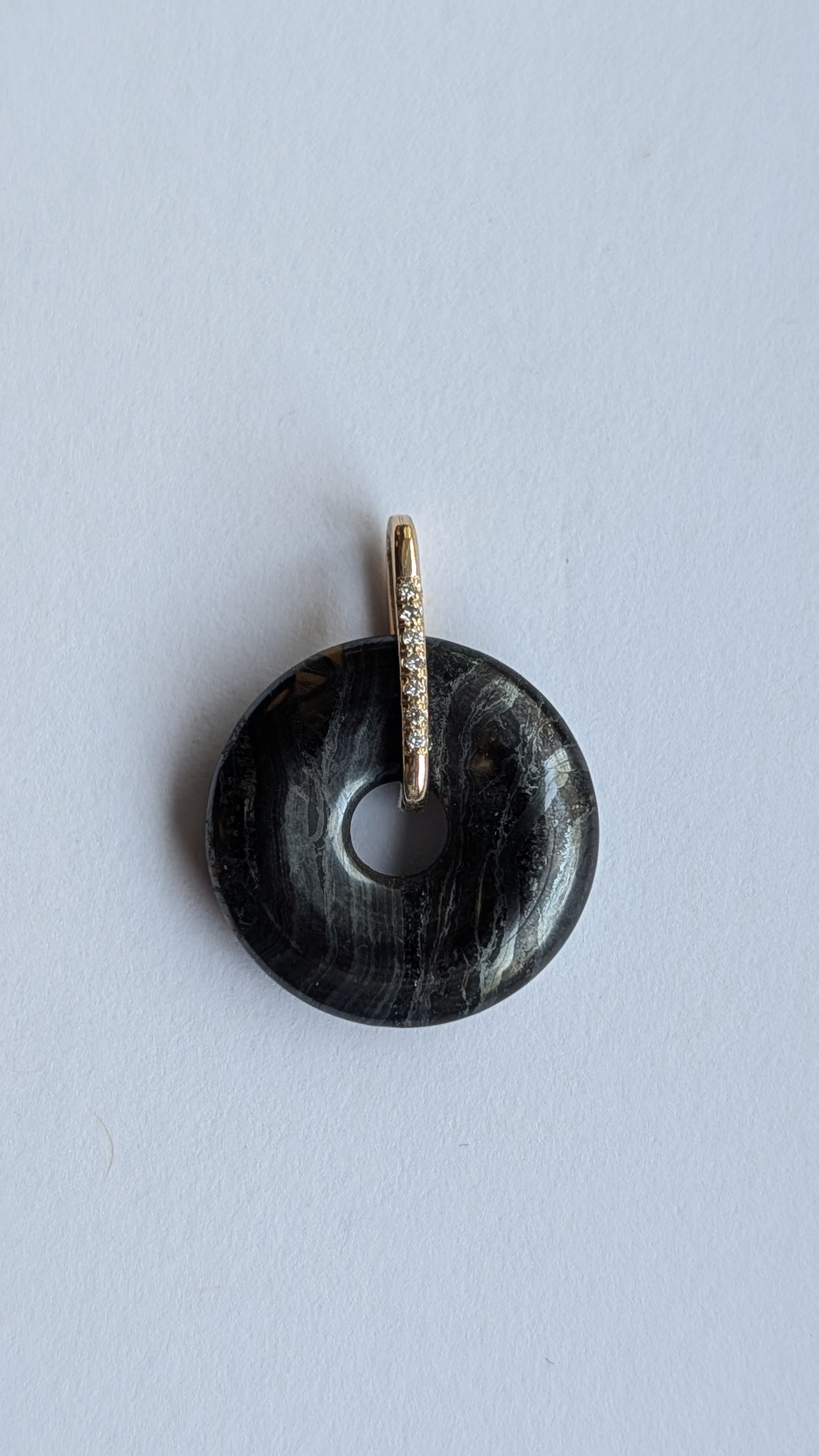 TIGER EYE DONUT