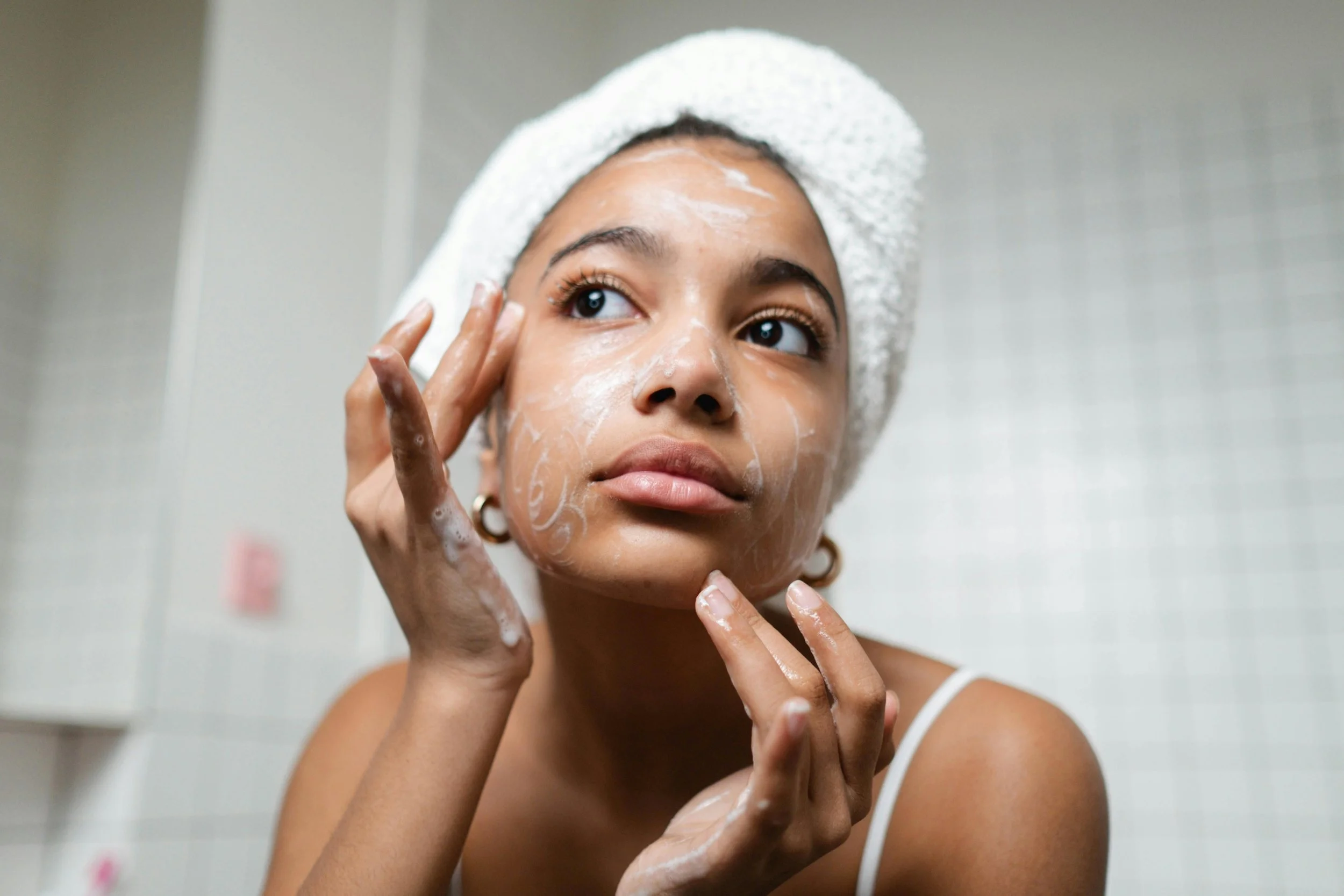 Deep Cleansing and Hydration: Understanding Modern Facial Treatments