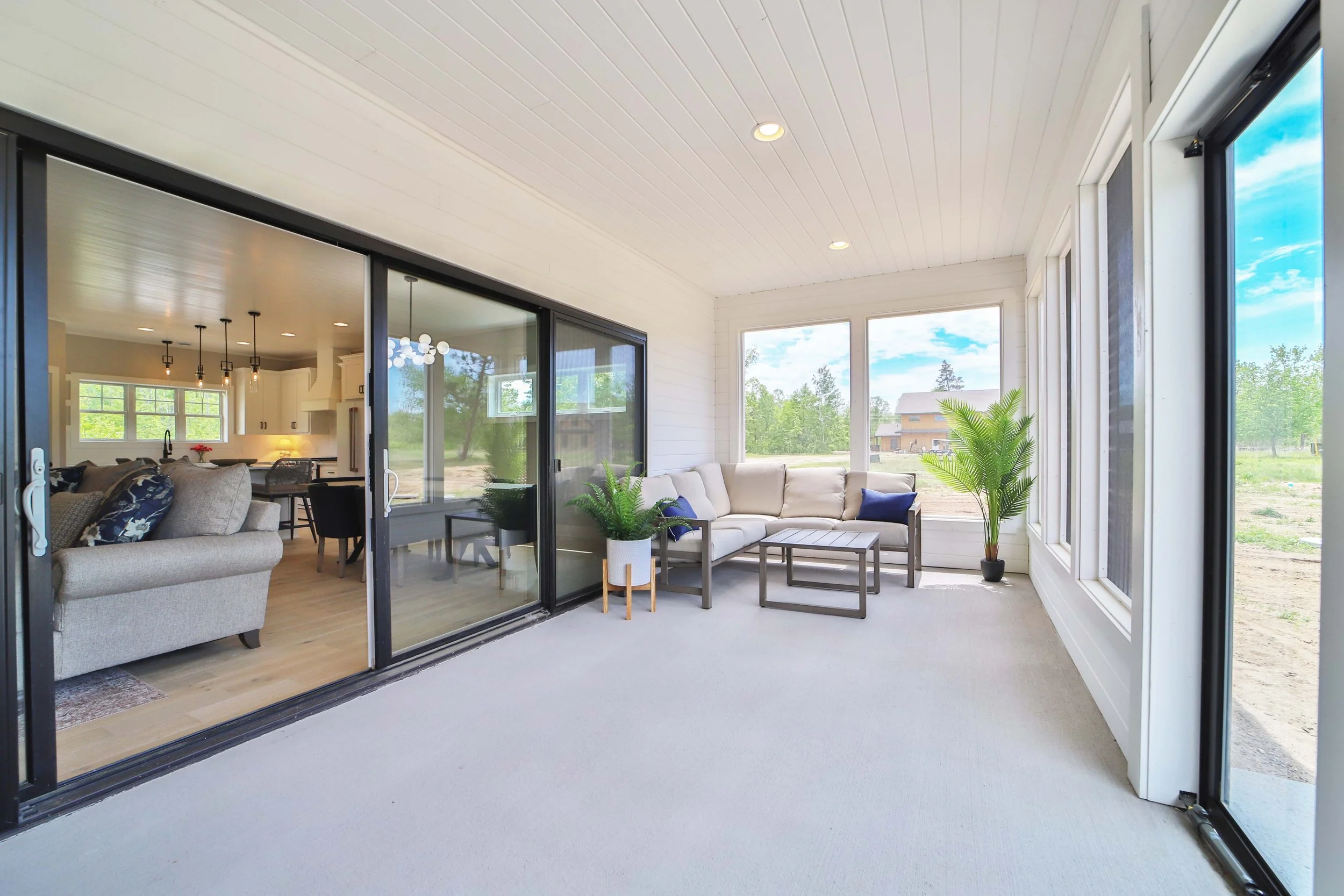 Screen Porch