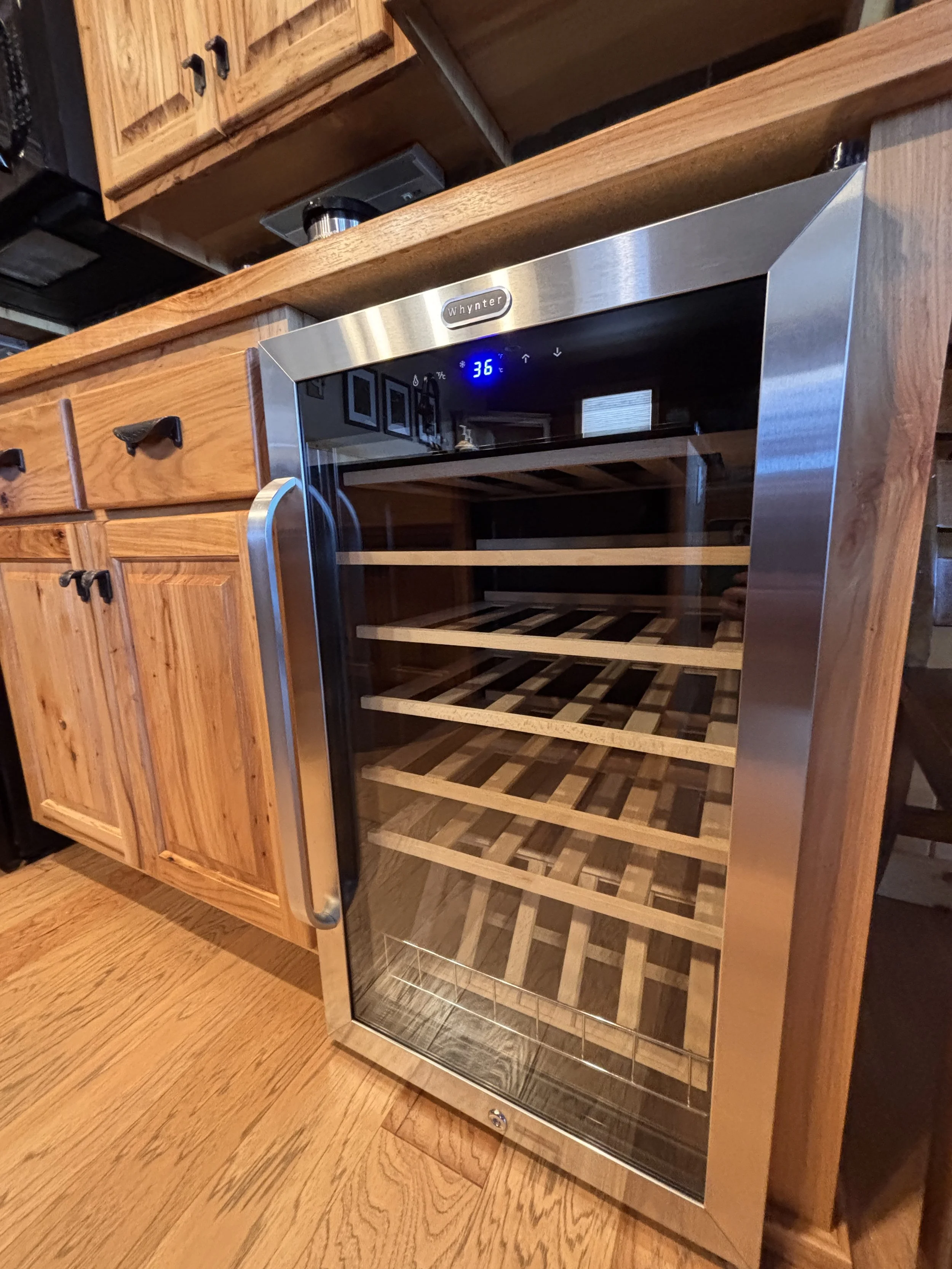 Kitchen / Wine Cooler