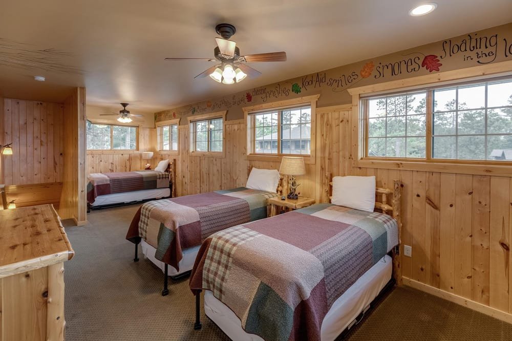 Third Floor Bedroom - 3 Twin Beds / 3 Trundle Beds