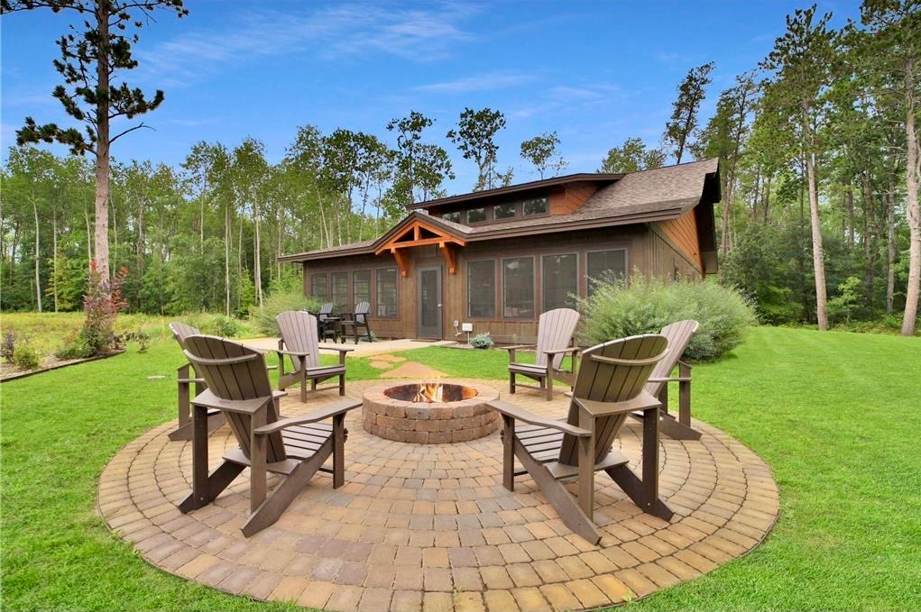 Back Patio / Fire Pit