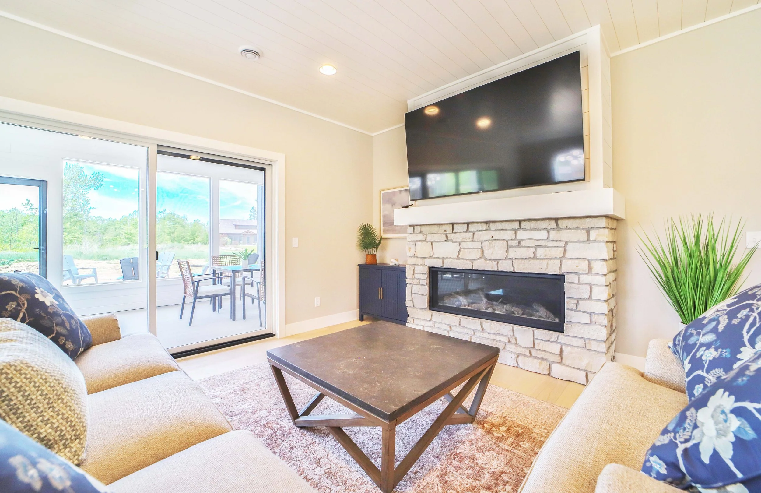 Living Room & Screen Porch