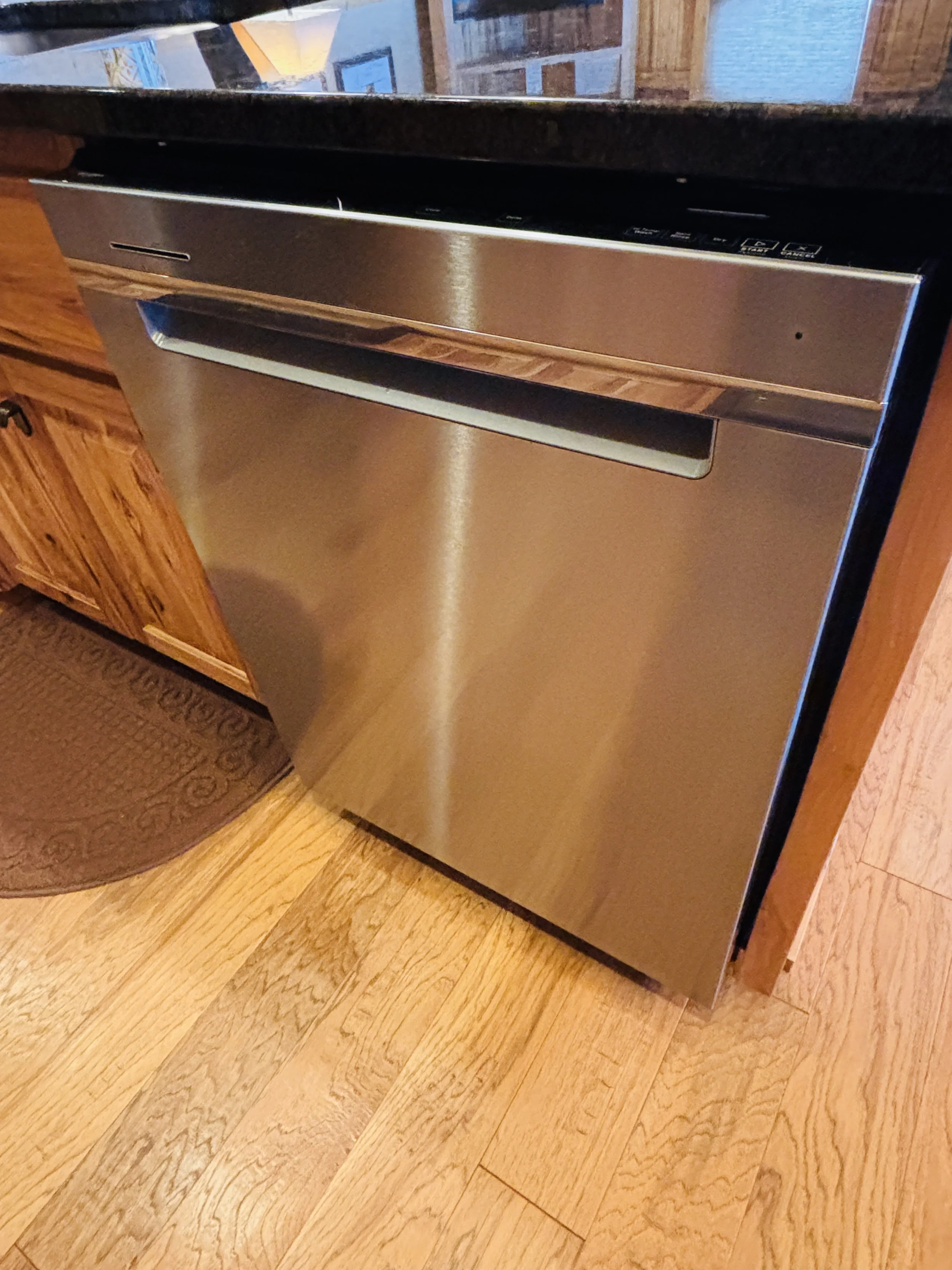 Kitchen / Dishwasher