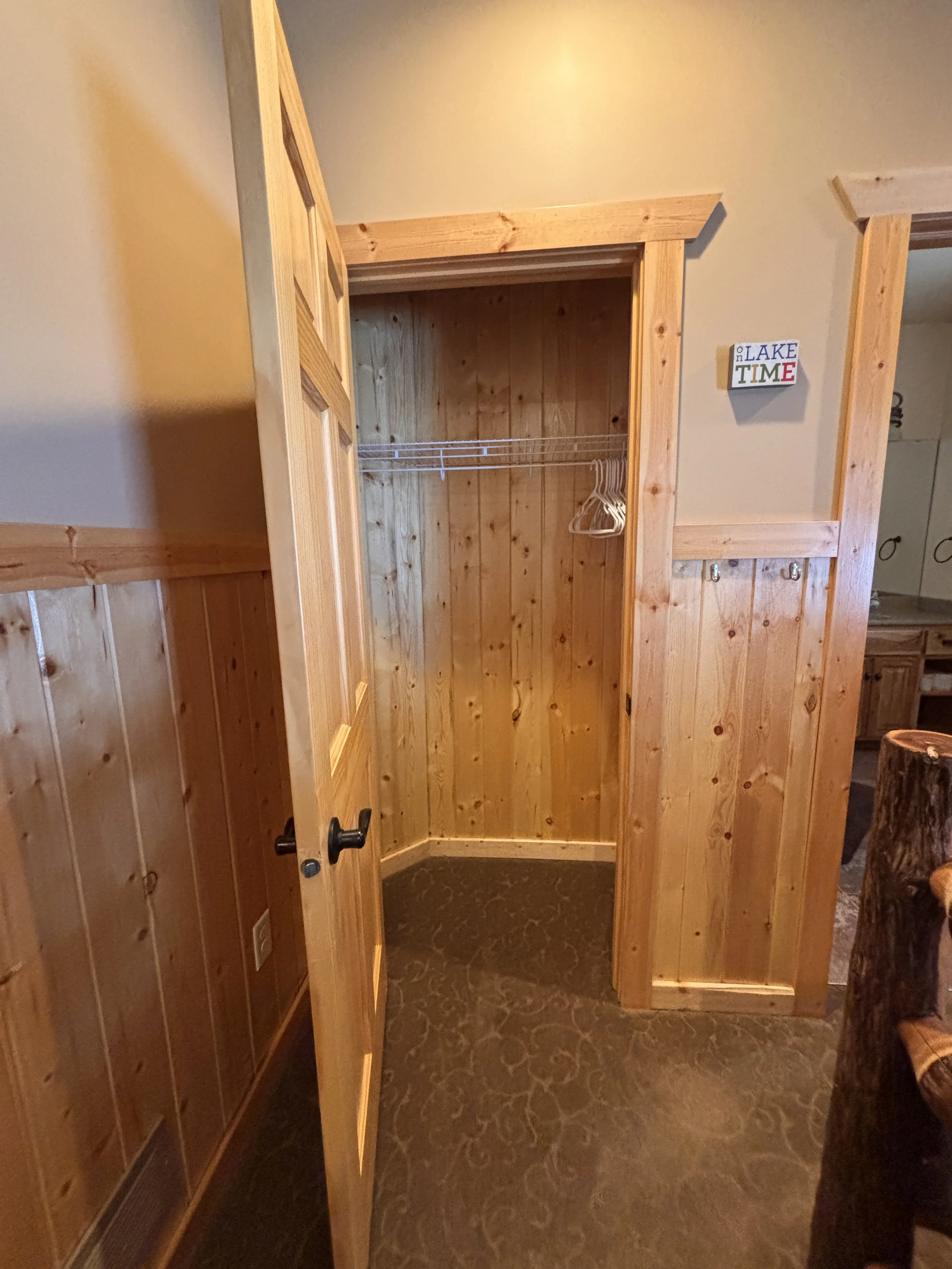 BEDROOM 1 - Main Floor: Queen Suite / Closet