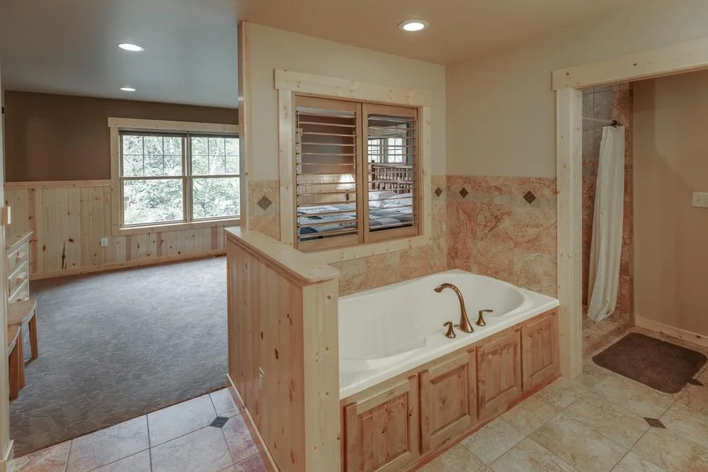 BEDROOM 3 - Second Floor: King Master Suite / Jacuzzi