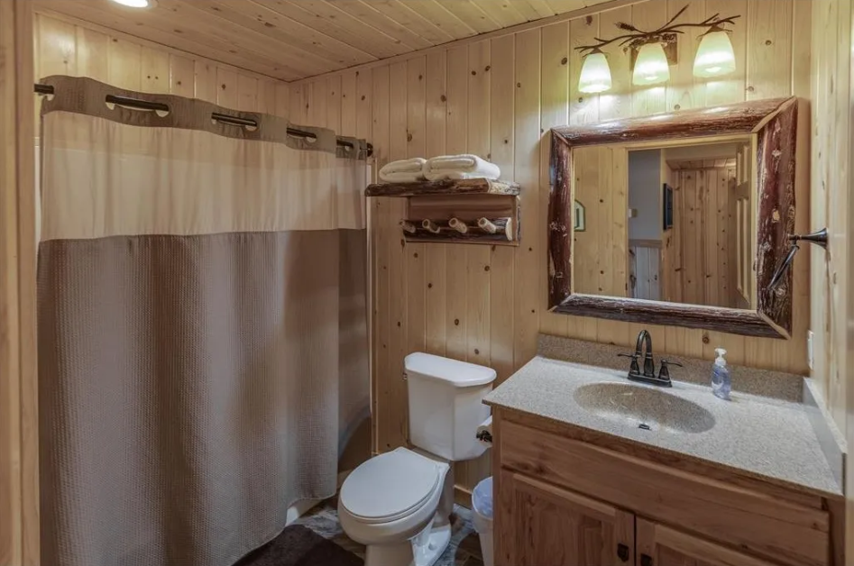 BEDROOM 4 - Third Floor: Loft Bathroom with Shower/Tub Combo (bathroom - located on second floor)