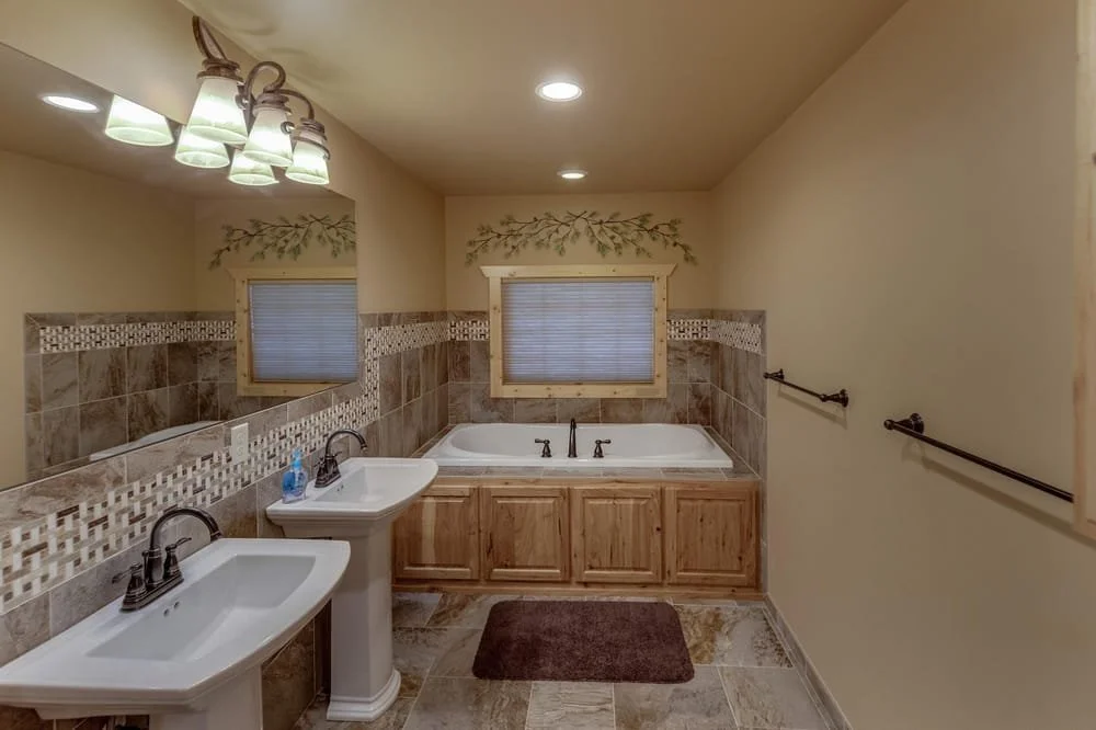 BEDROOM 3 - Second Floor King Master Suite / Jacuzzi