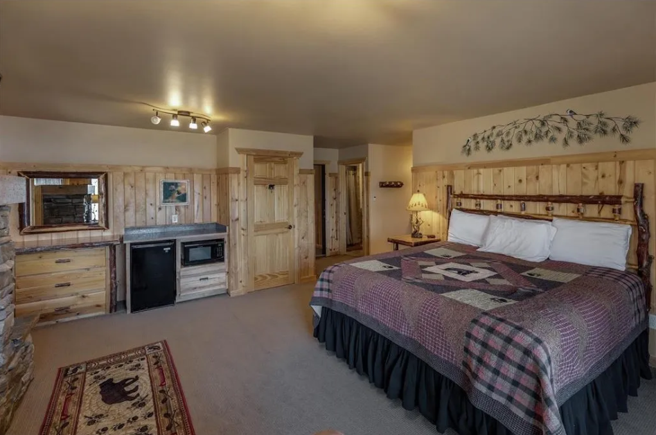 BEDROOM 3 - Second Floor: King Master Suite / Kitchenette