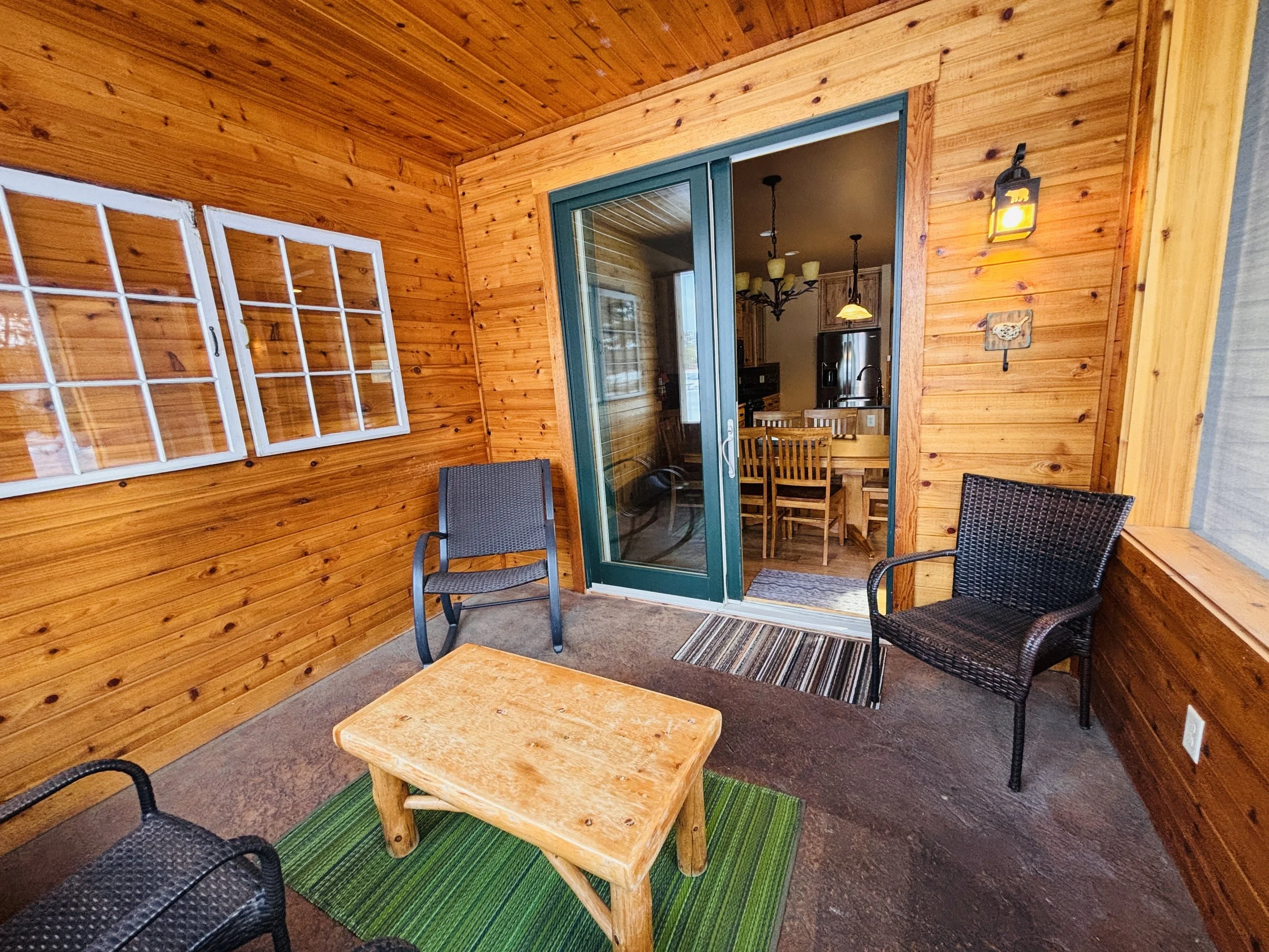 Main Floor Screened Porch