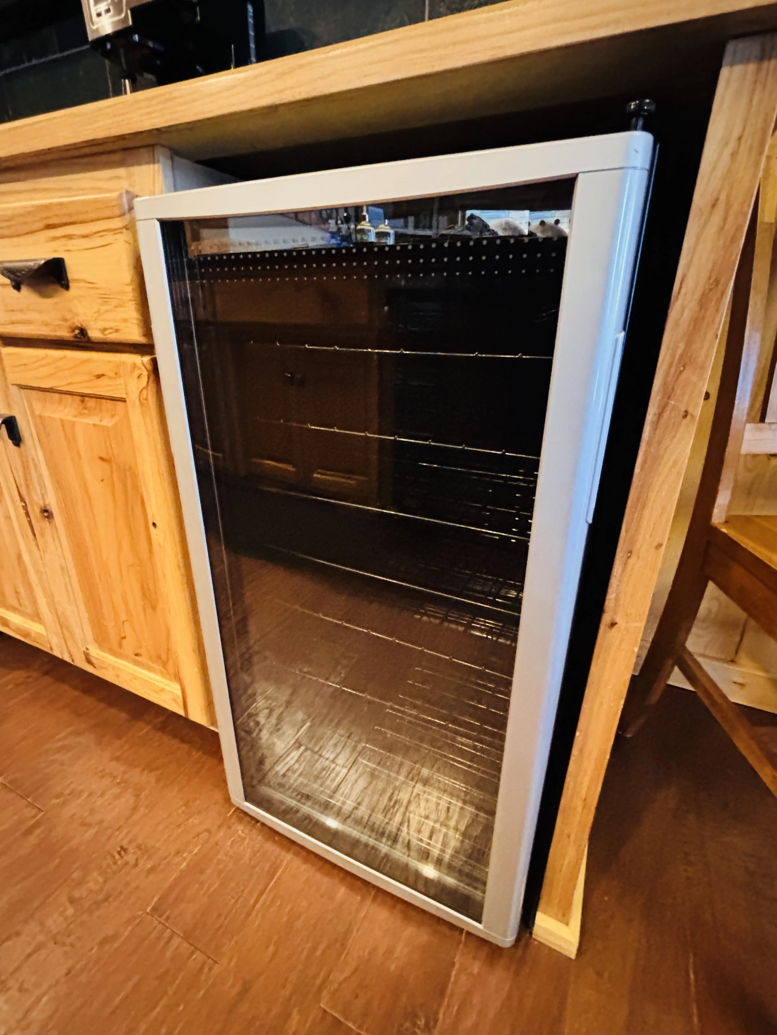 Kitchen / Wine Cooler