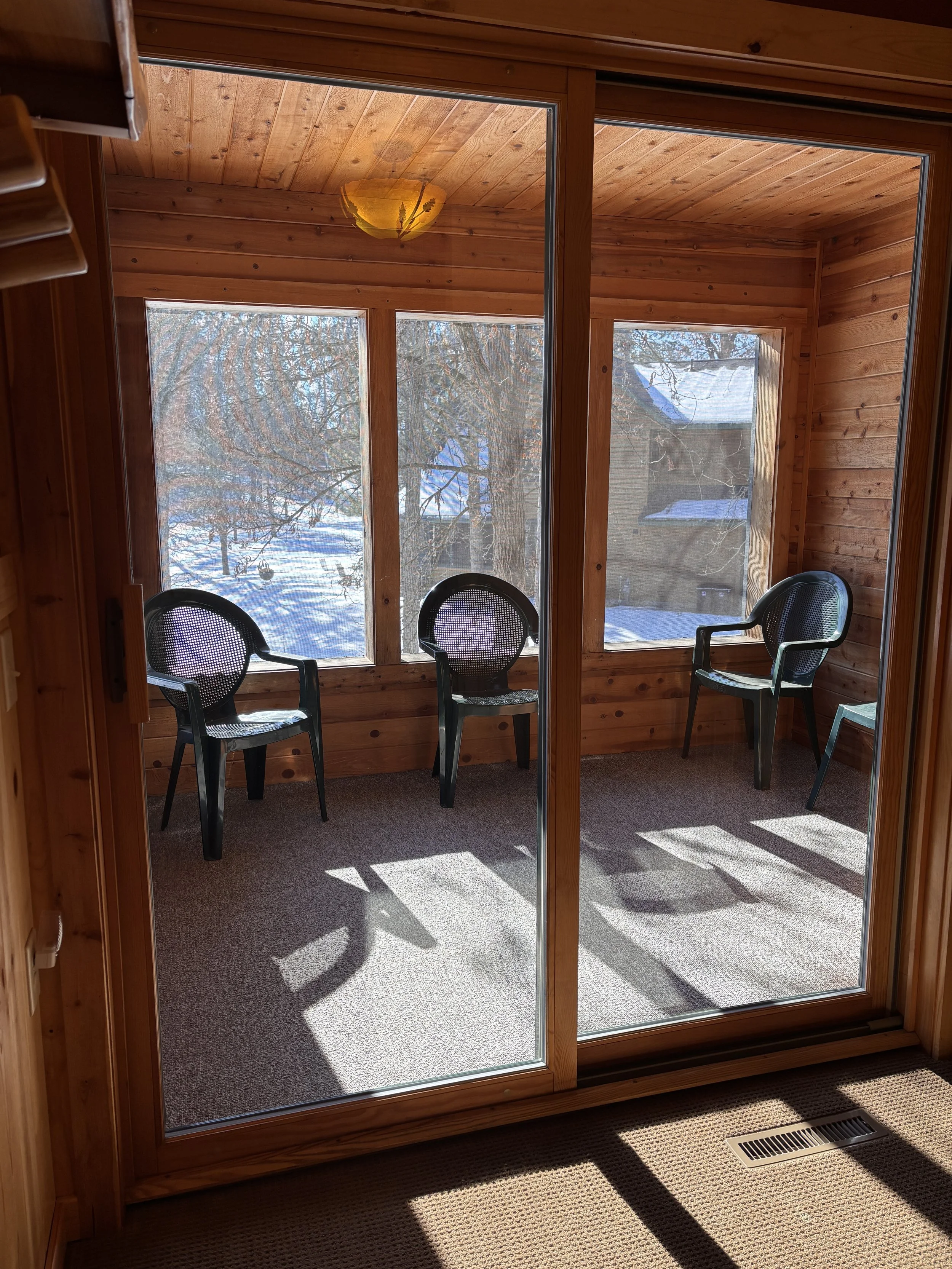 Second Floor Screened Porch - Roadside