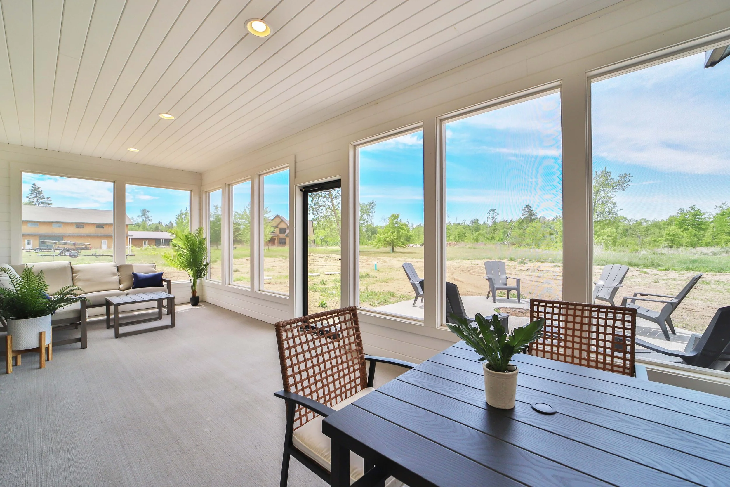 Screen Porch