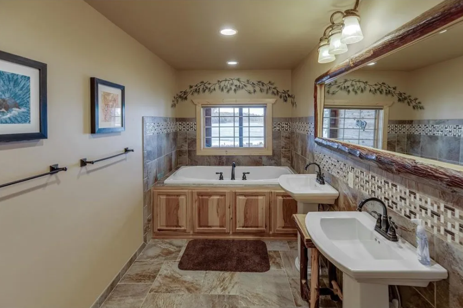 BEDROOM 3 - Second Floor: King Master Suite Jacuzzi