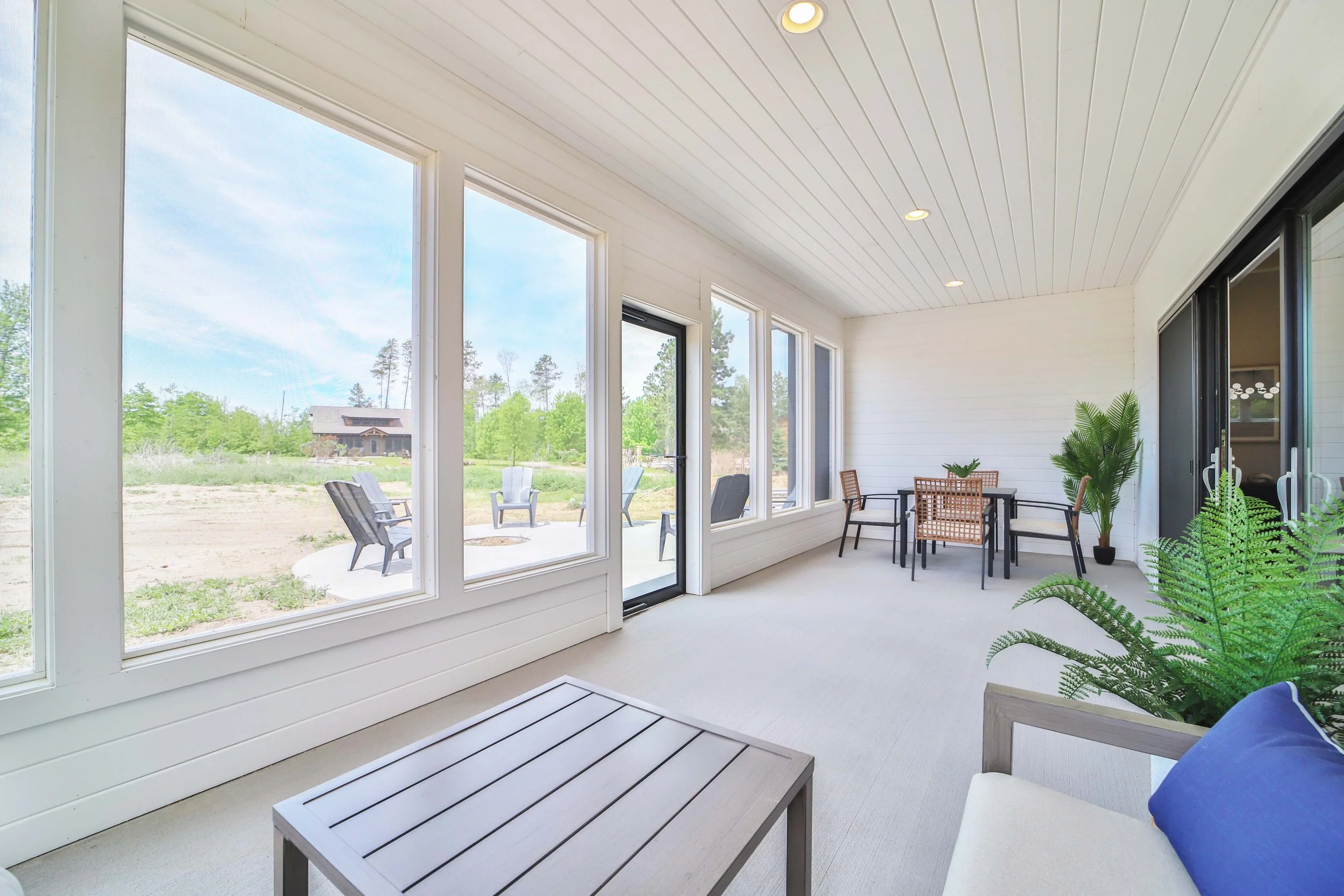 Screen Porch