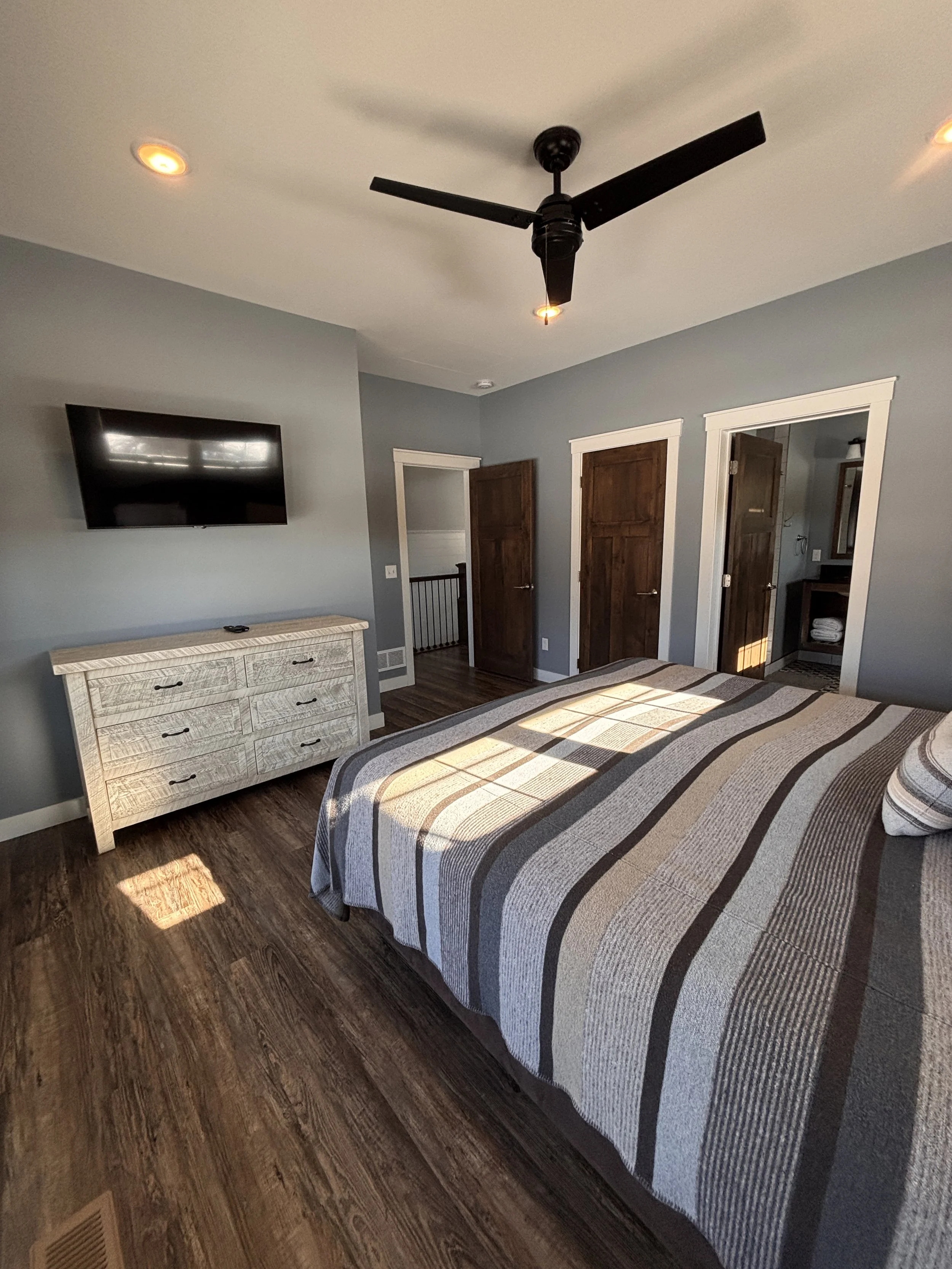 BEDROOM 2 - Main Floor: King Suite