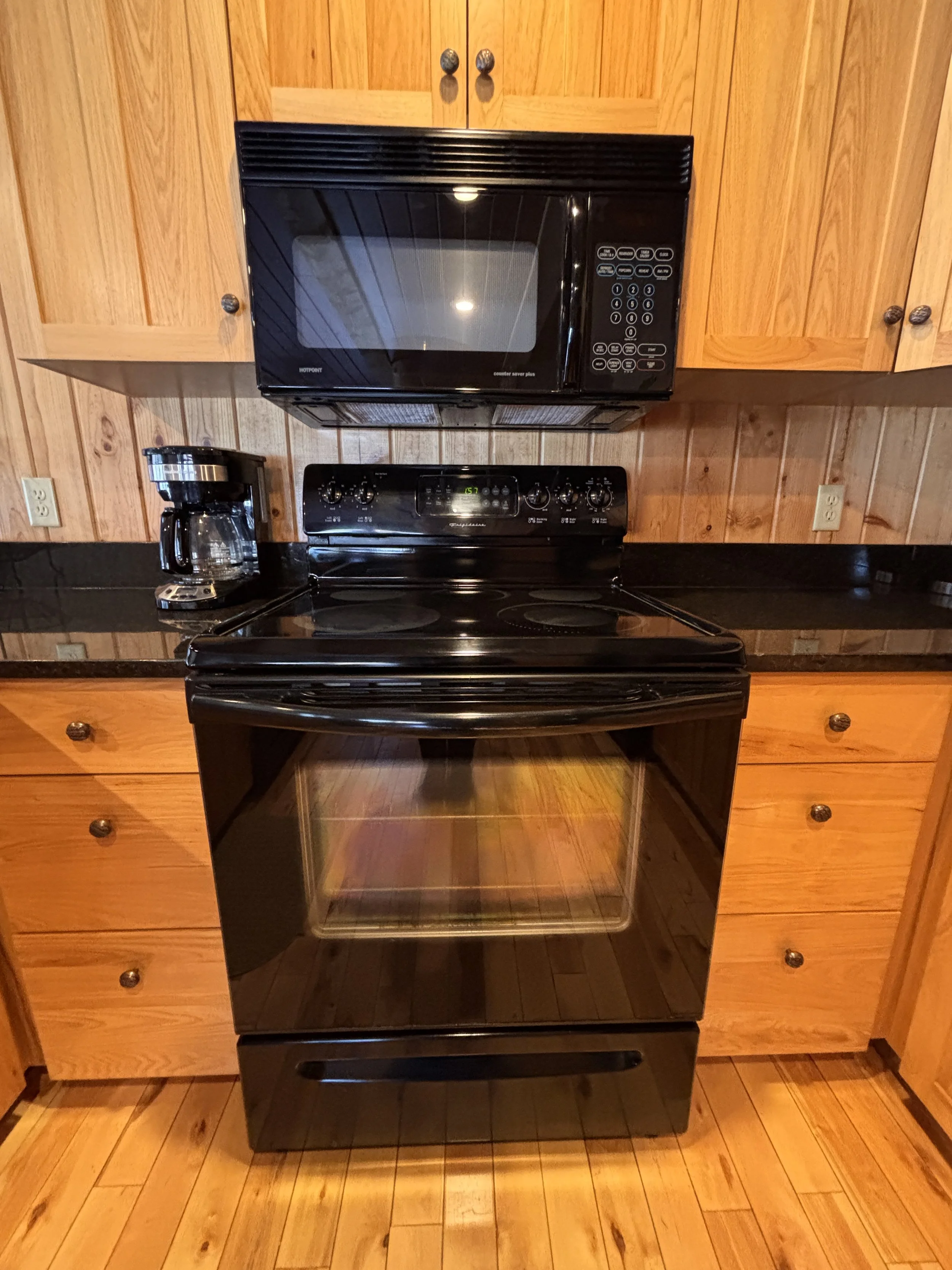 Kitchen / Electric Range and Microwave