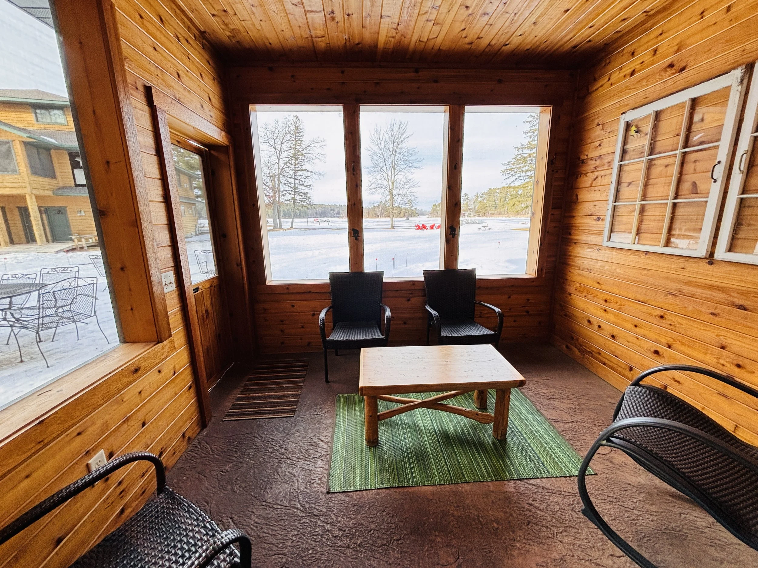 Main Floor Screened Porch