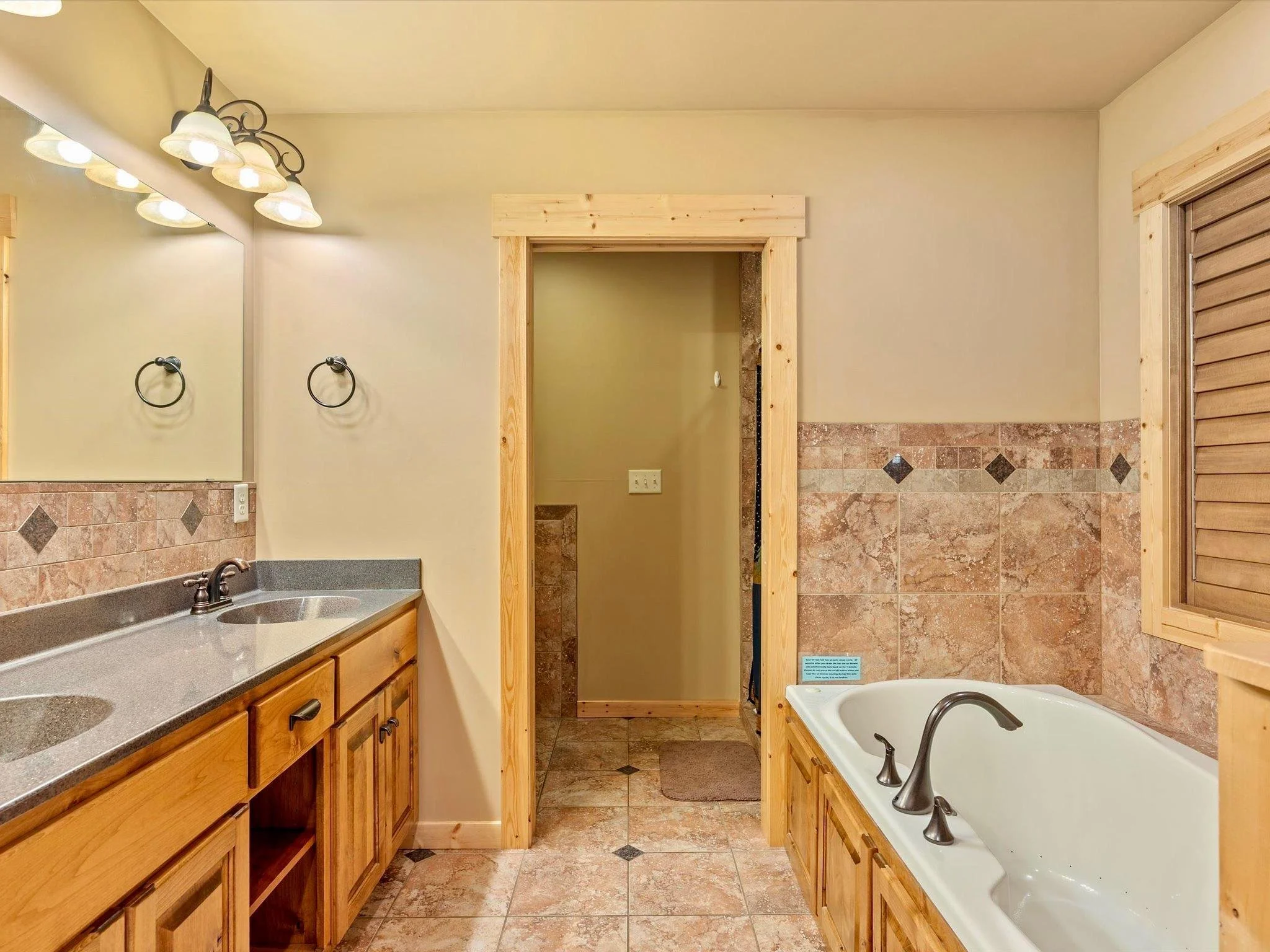 BEDROOM 3 - Second Floor: King Master Suite Bathroom / Jacuzzi