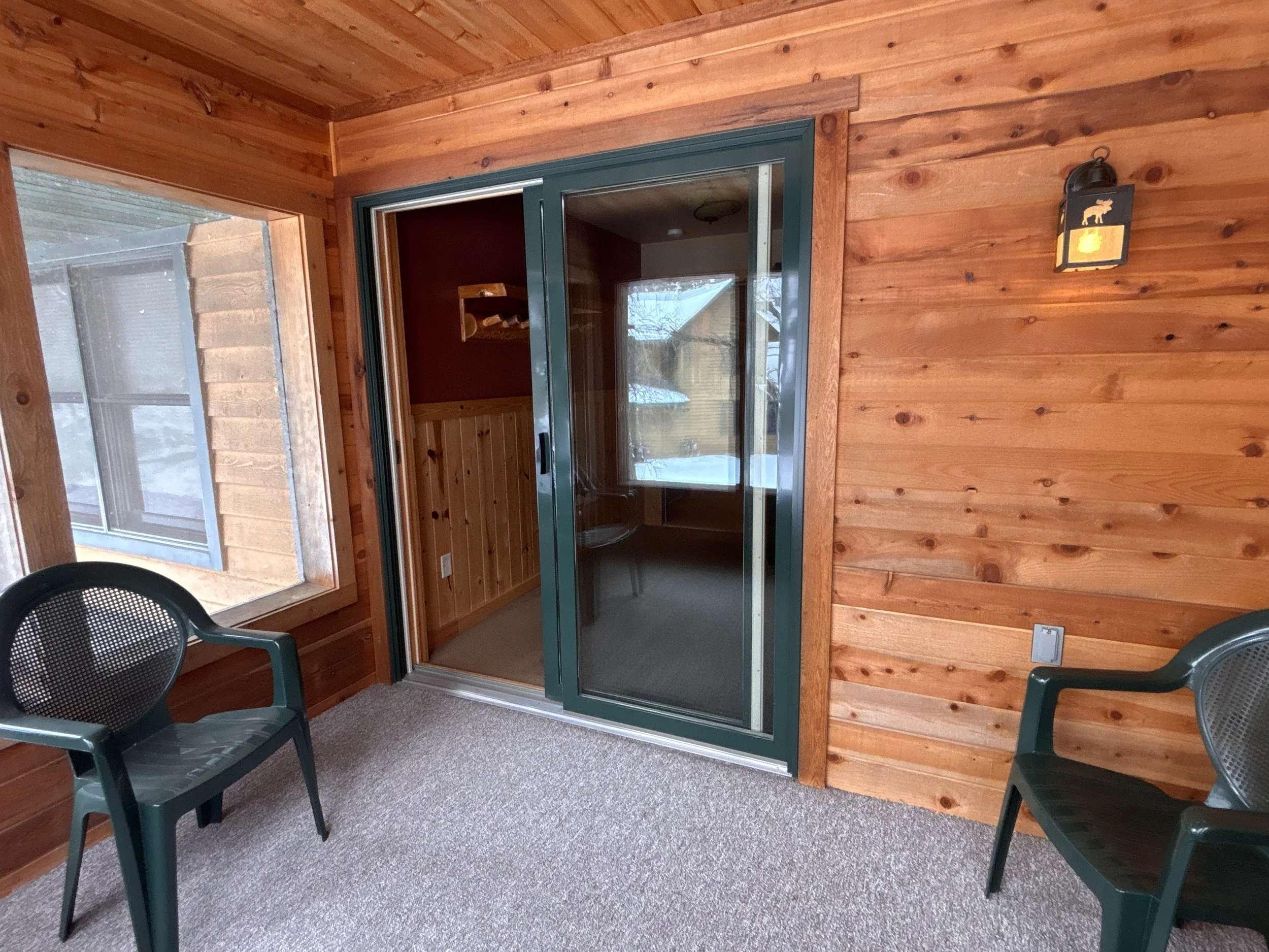 Second Floor Screened Porch - Roadside