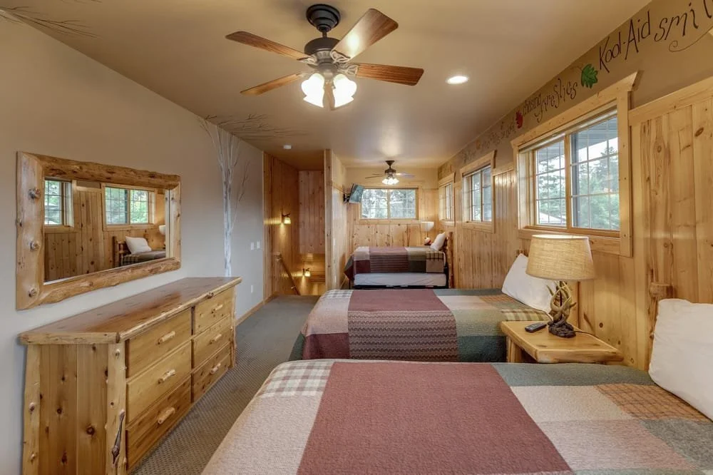 Third Floor Bedroom - 3 Twin Beds / 3 Trundle Beds