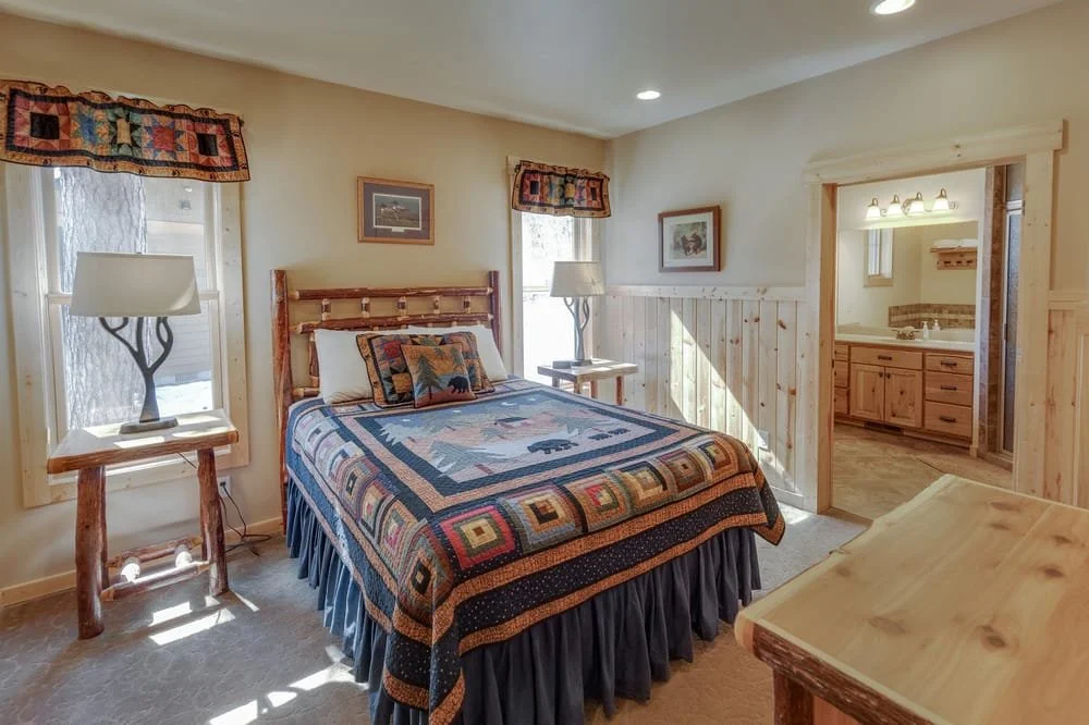 BEDROOM 1 - Main Floor: Queen Suite