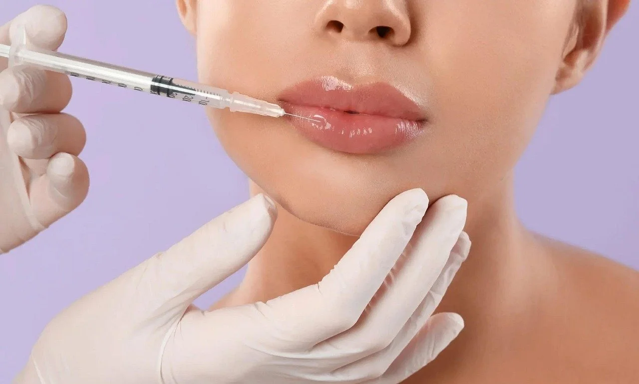 Botox being injected into the lips