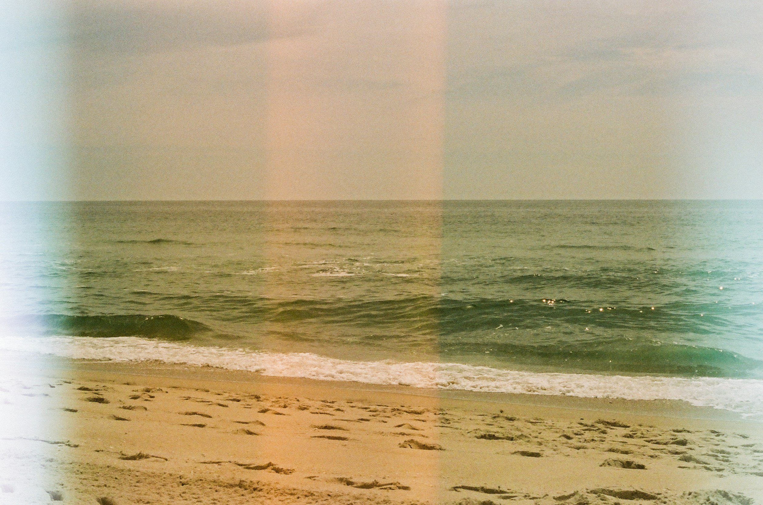 calm ocean waters on long beach island, nj, where the kelp desk is based