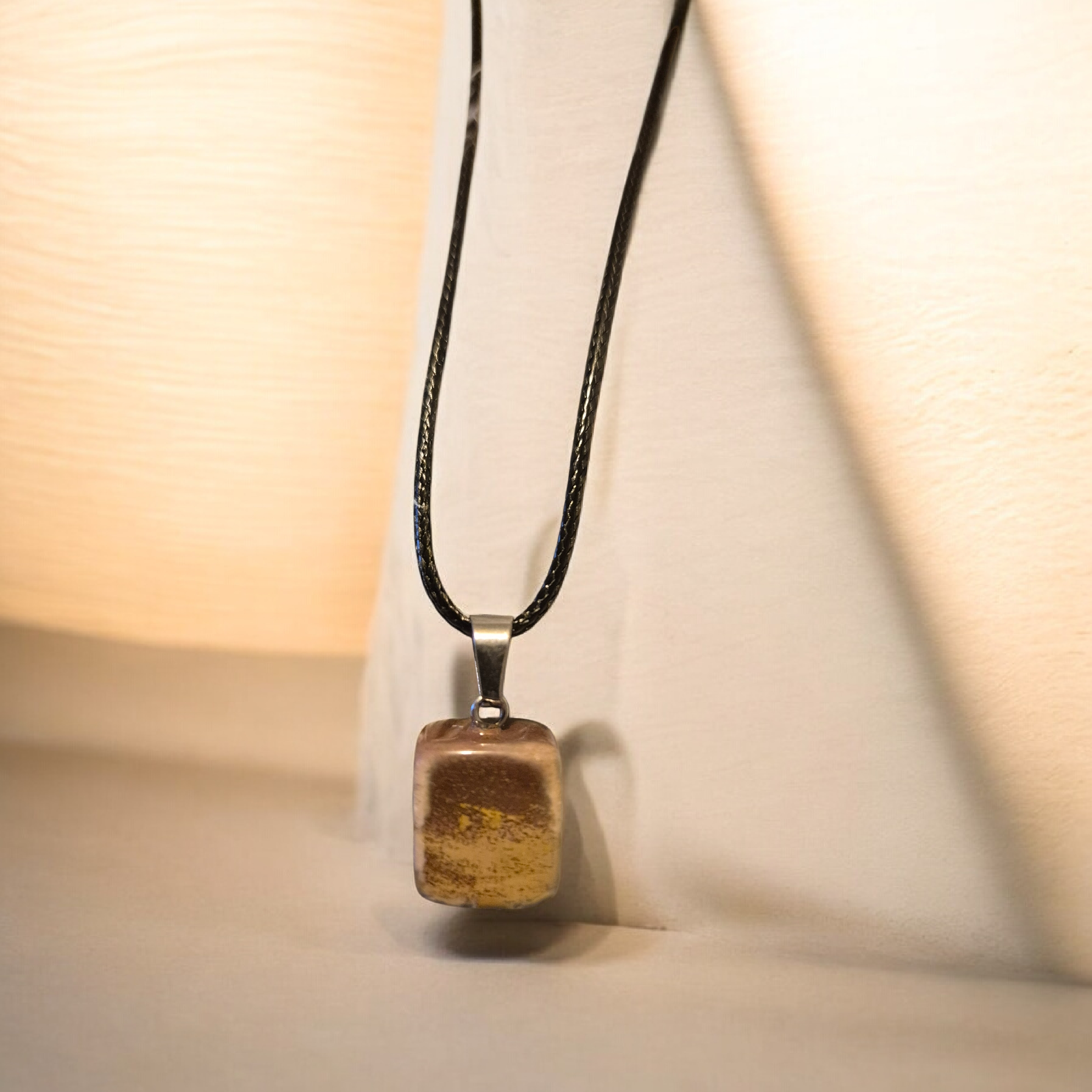 Natural Agate Stone pendant necklace