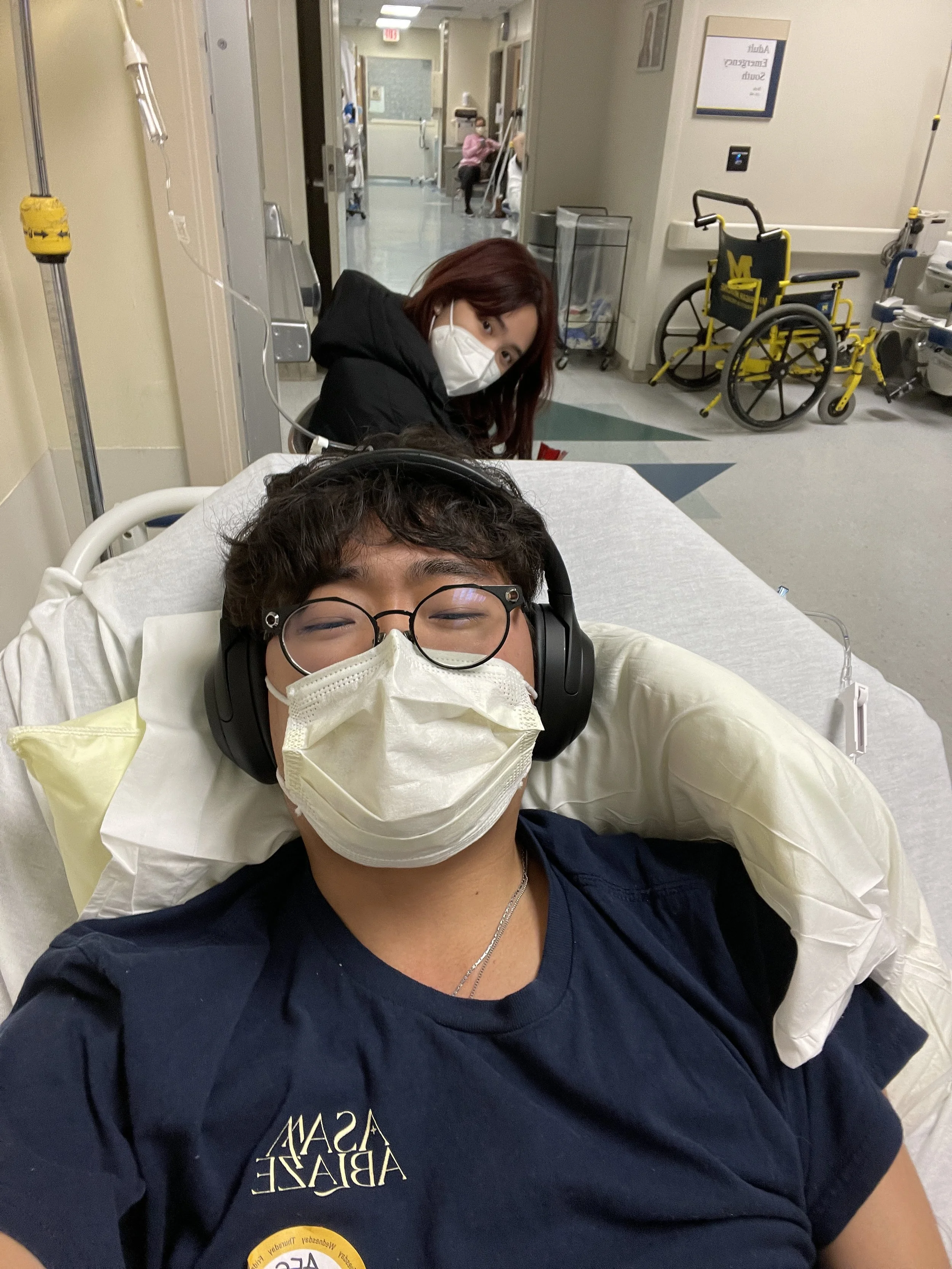 bannah and beiji in the hospital - oh what a time, I couldn't (literally could not) put into words how much I appreciated you for taking care of me during this time