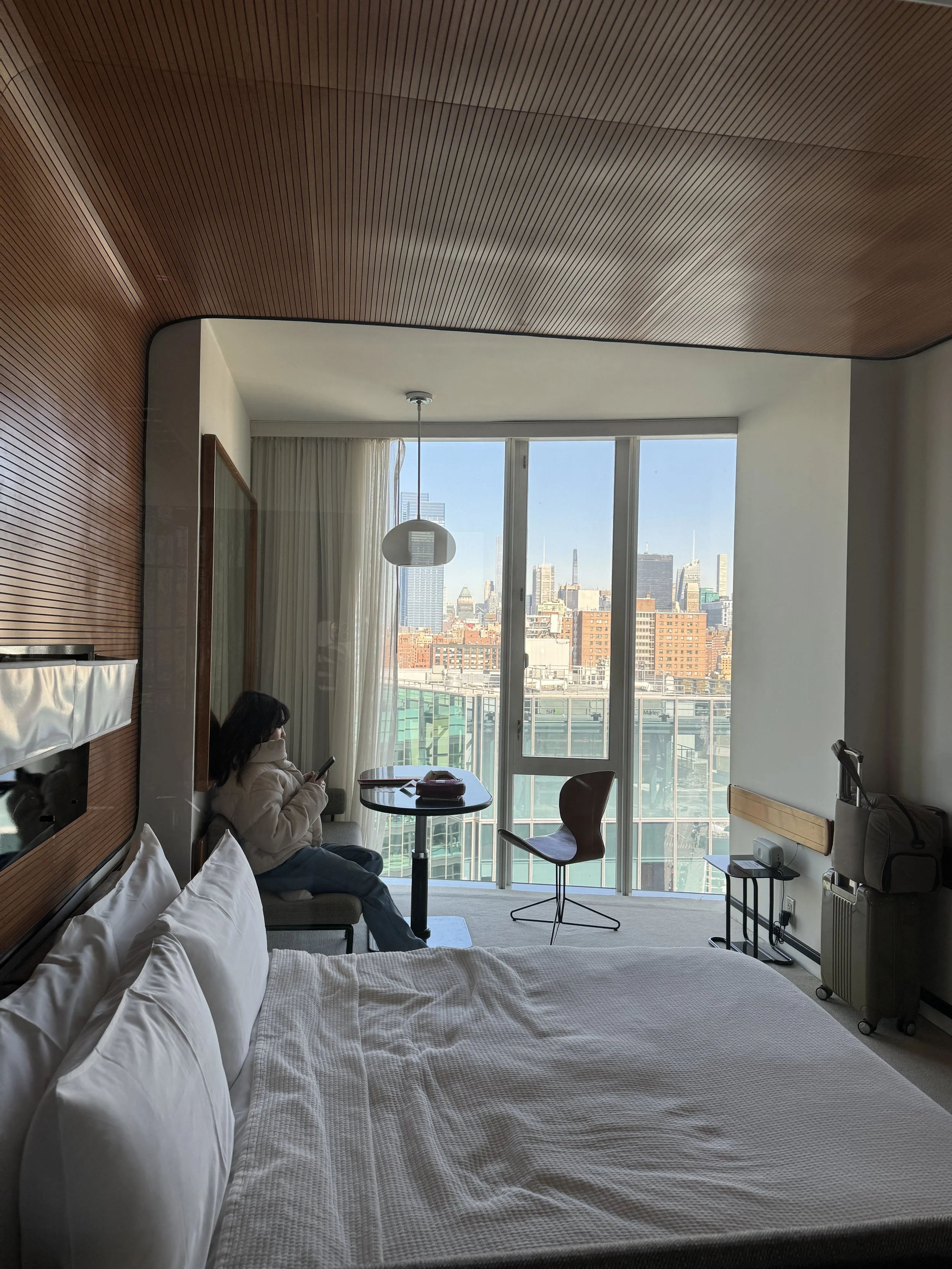 bannah and beiji at the standard - for a time this really felt like our second home in NY :D 